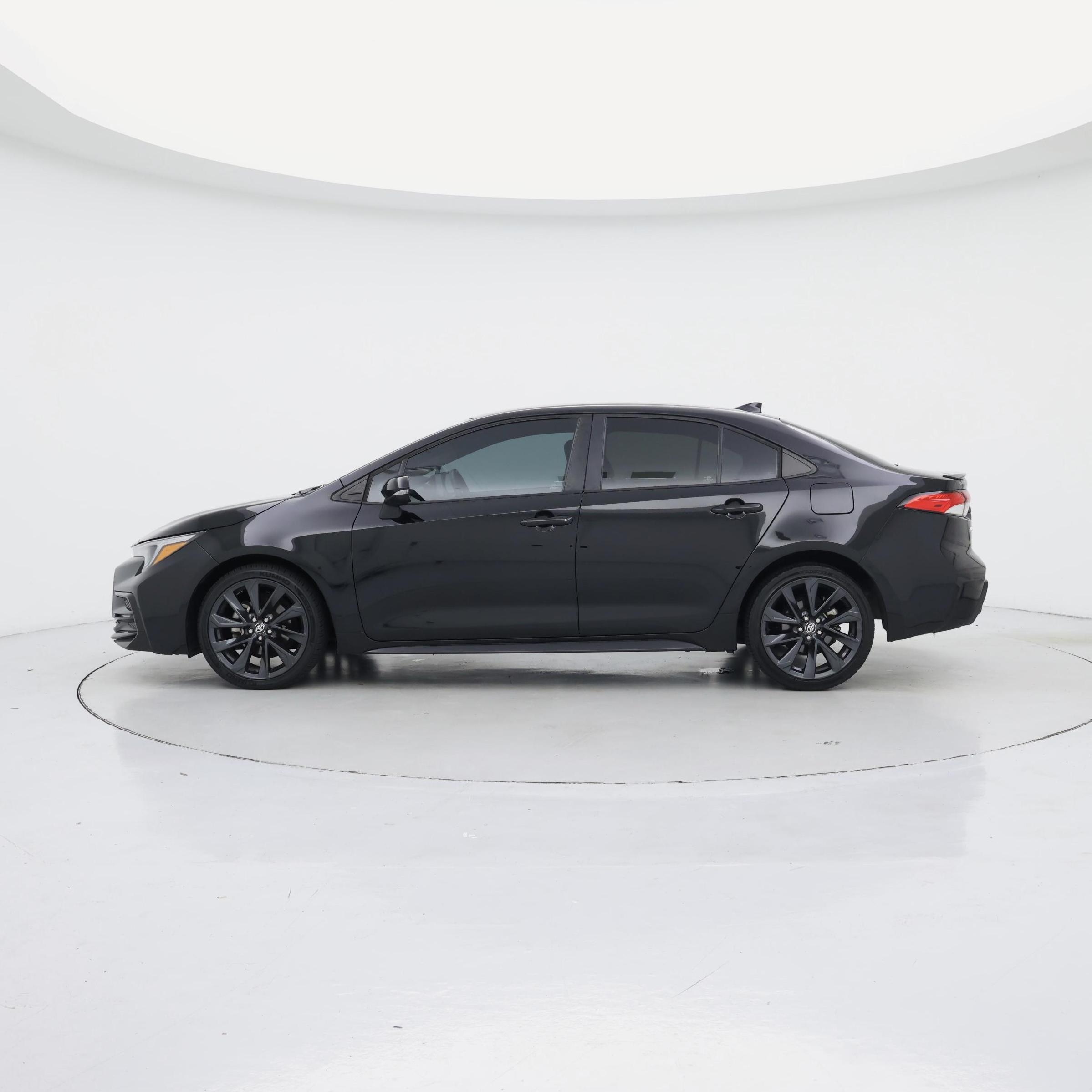 Thumbnail: 2023 Toyota Corolla - 3