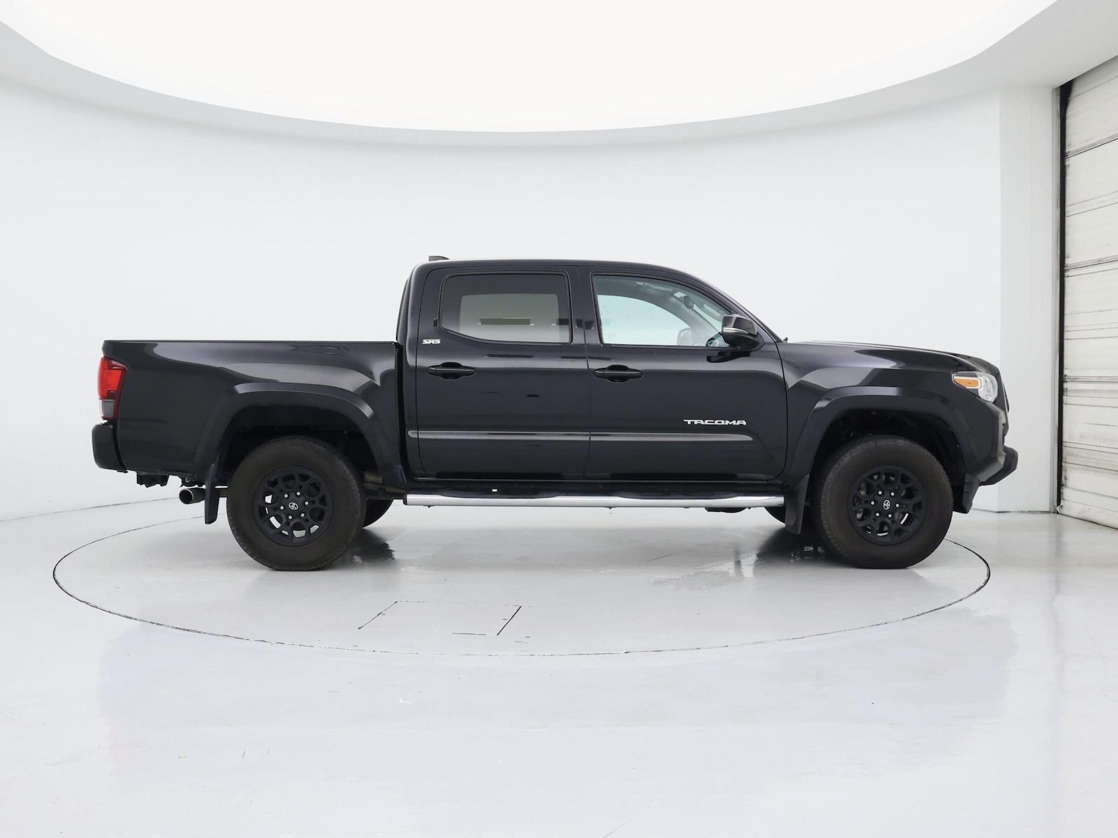 2022 Toyota Tacoma SR5 - Photo 8