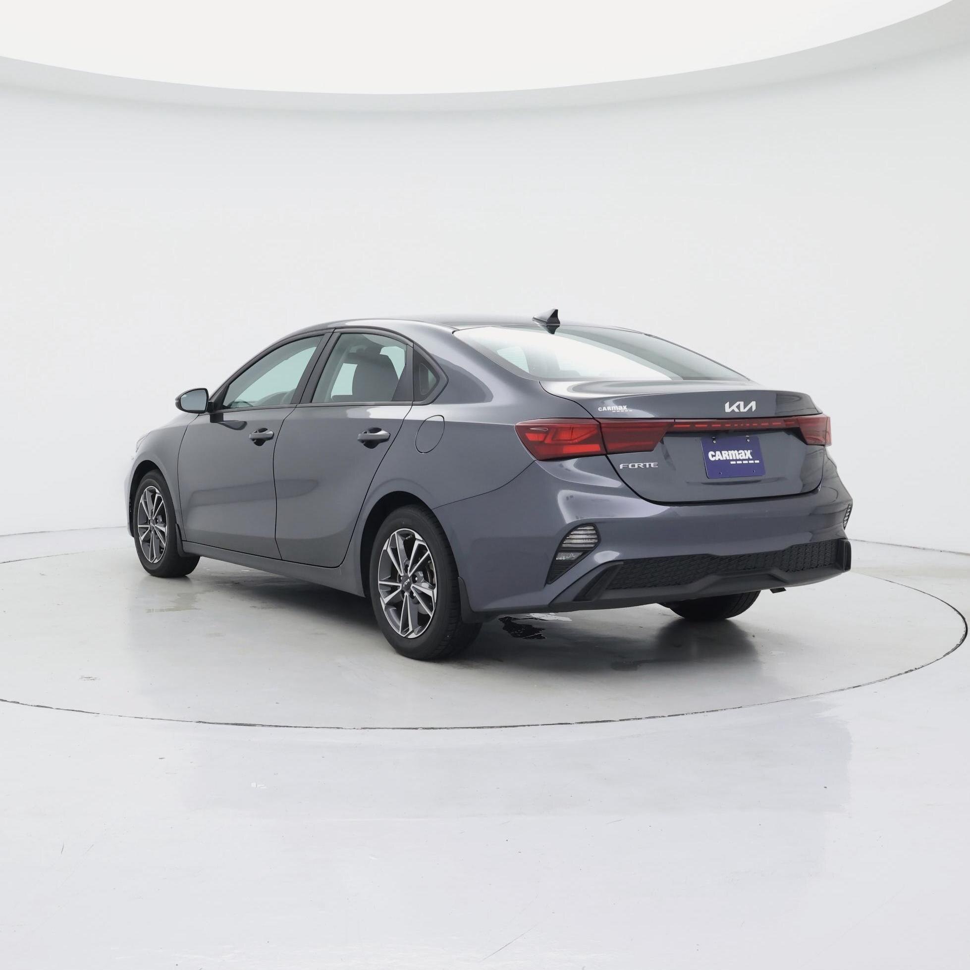 Thumbnail: 2022 Kia Forte - 2