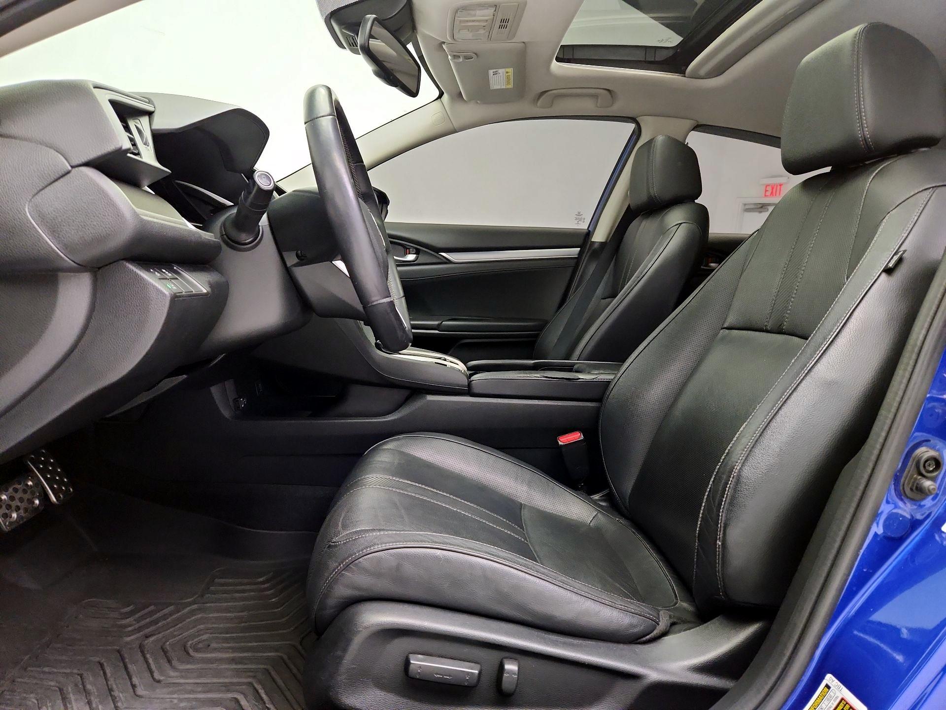 Thumbnail: 2017 Honda Civic - 11