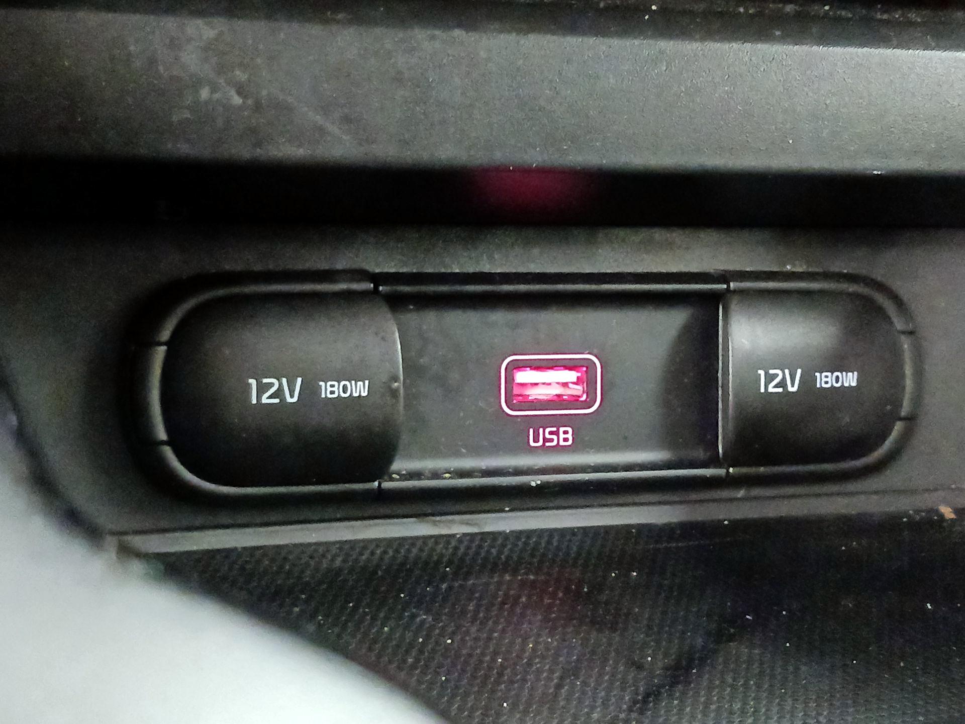Thumbnail: 2020 Kia Soul - 18