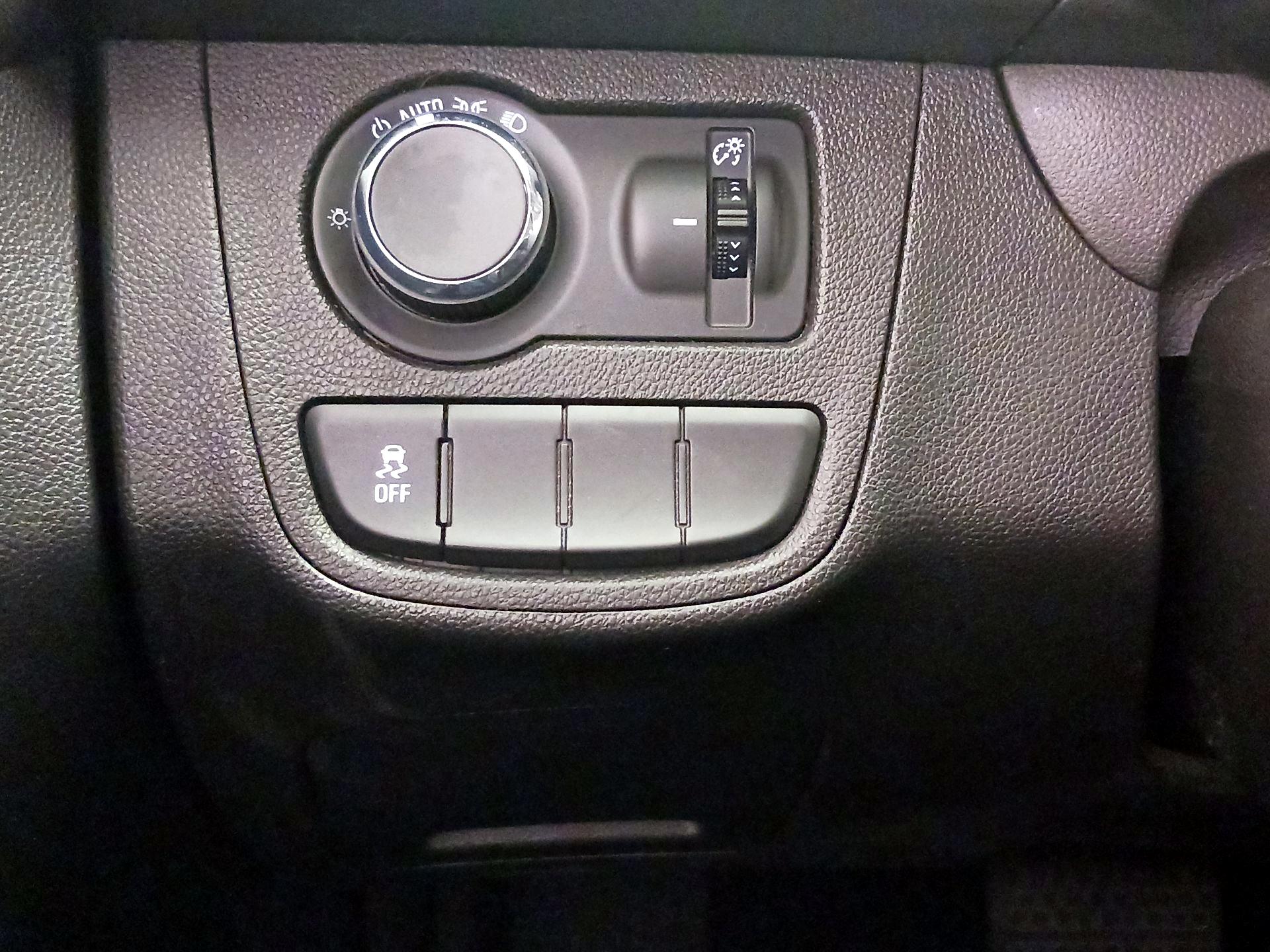 Thumbnail: 2016 Chevrolet Spark - 13