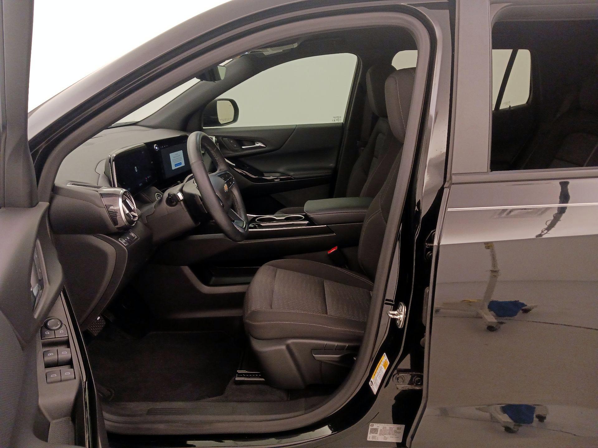 Thumbnail: 2025 Chevrolet Equinox - 11