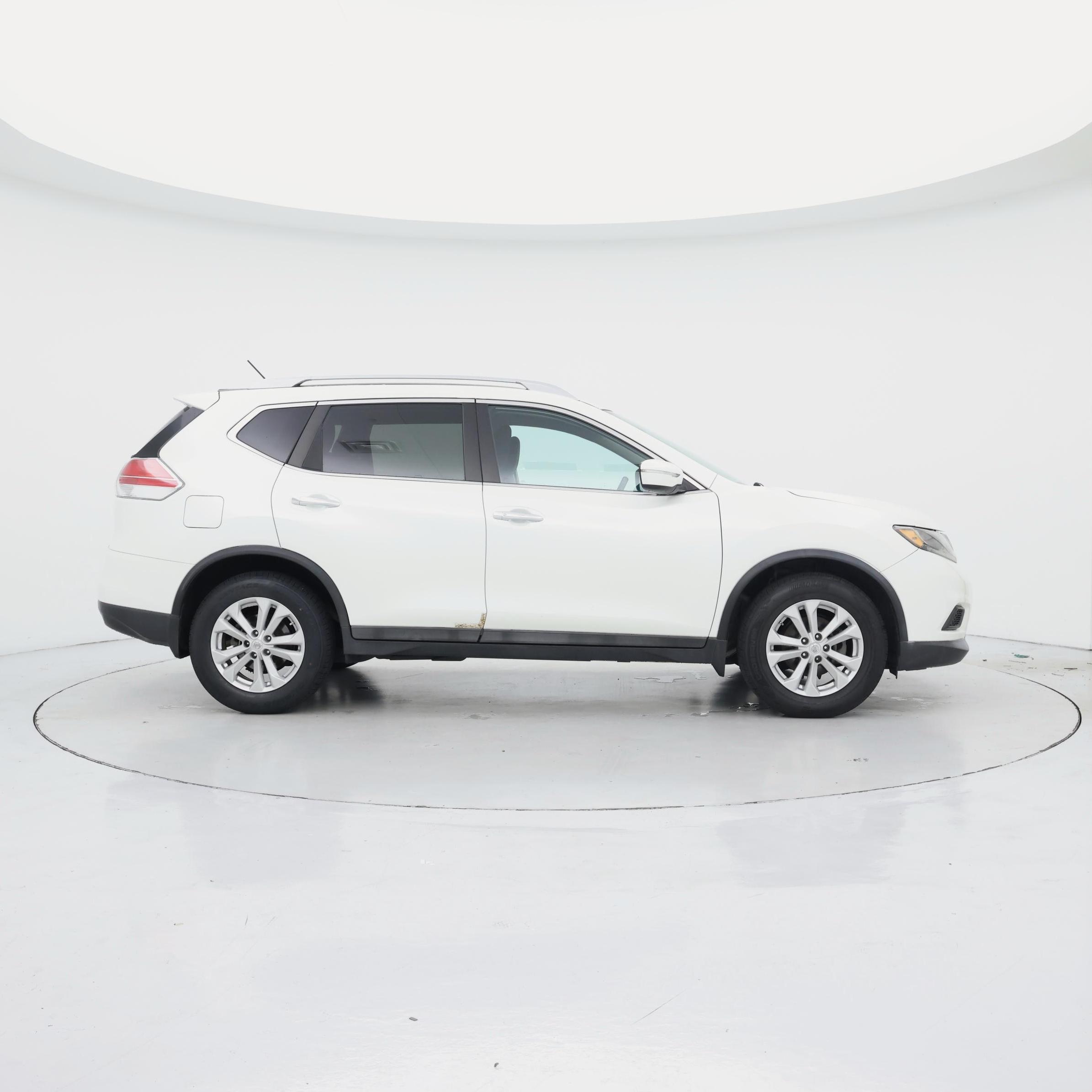 Thumbnail: 2015 Nissan Rogue - 7