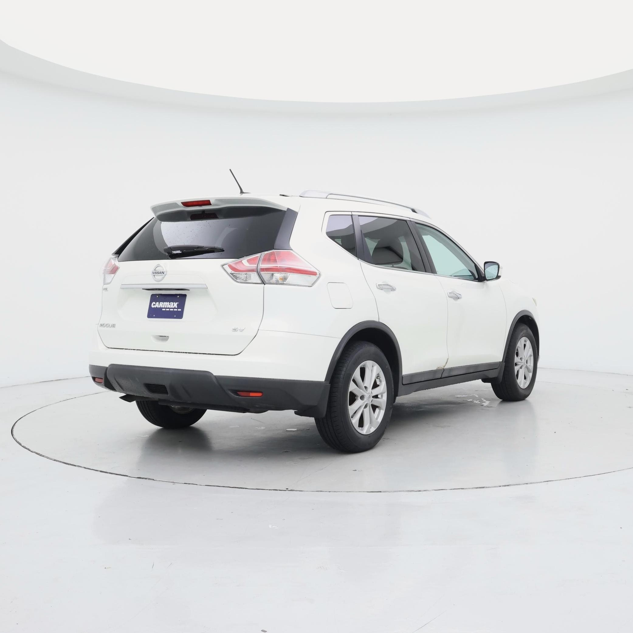 Thumbnail: 2015 Nissan Rogue - 8
