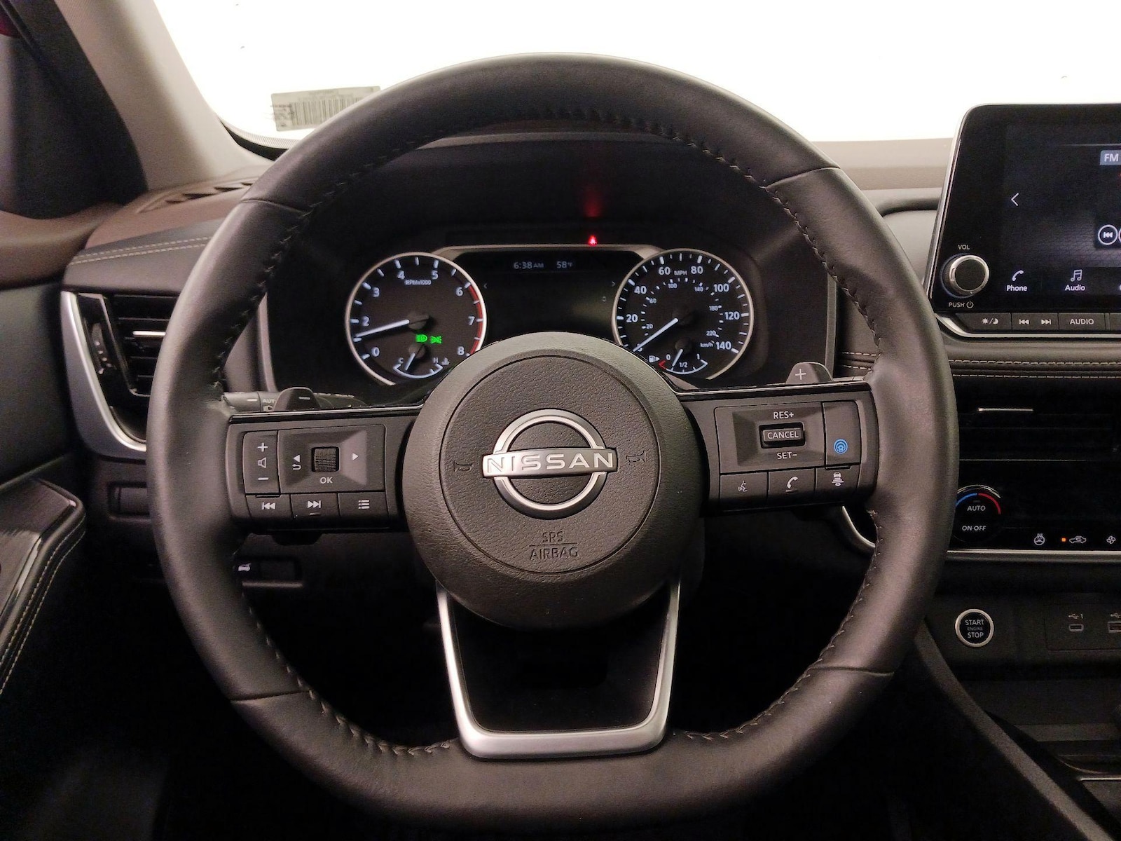 2022 Nissan Rogue SV - Photo 11