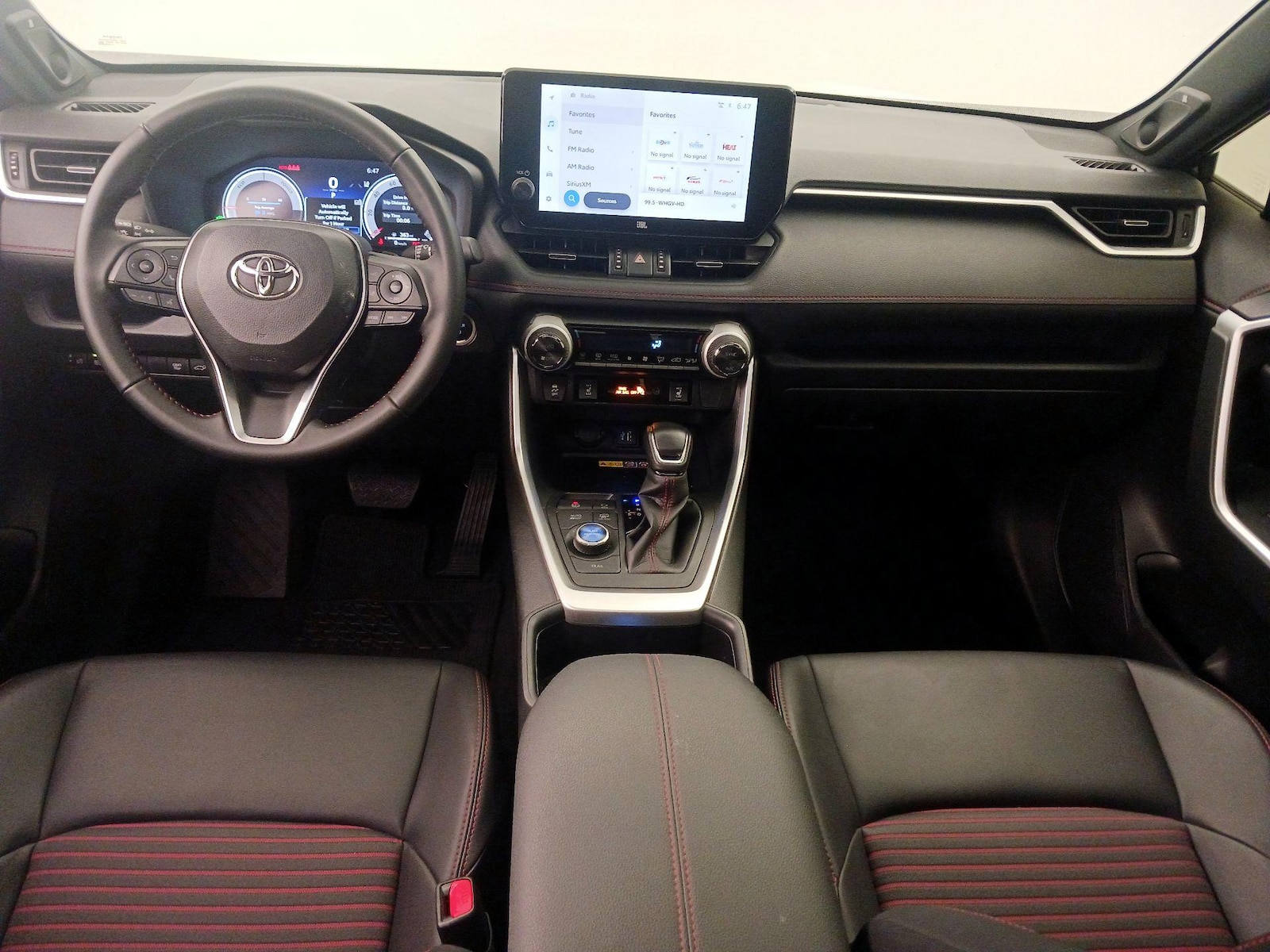2025 Toyota RAV4 XSE - Photo 10