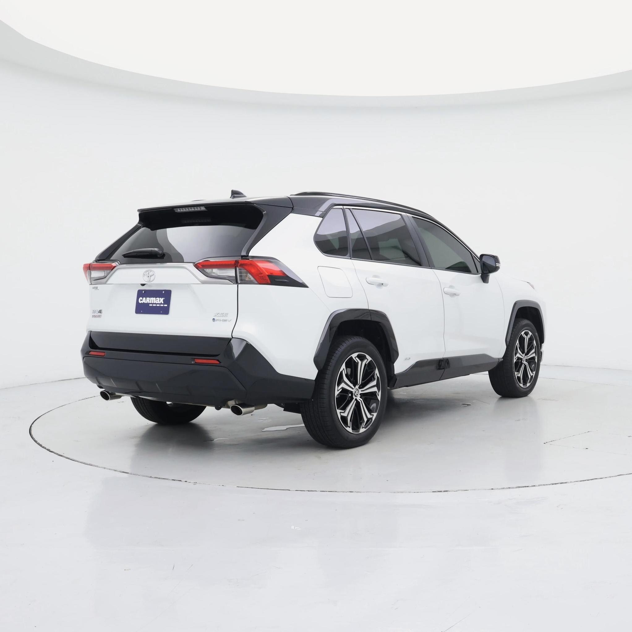 Thumbnail: 2025 Toyota RAV4 - 8