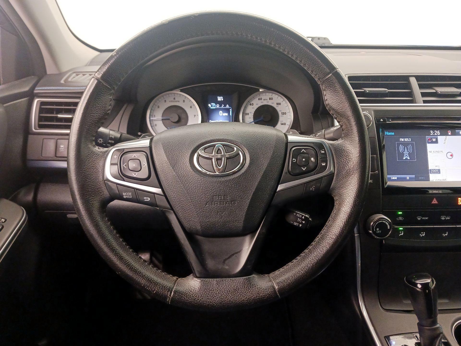 Thumbnail: 2016 Toyota Camry - 10