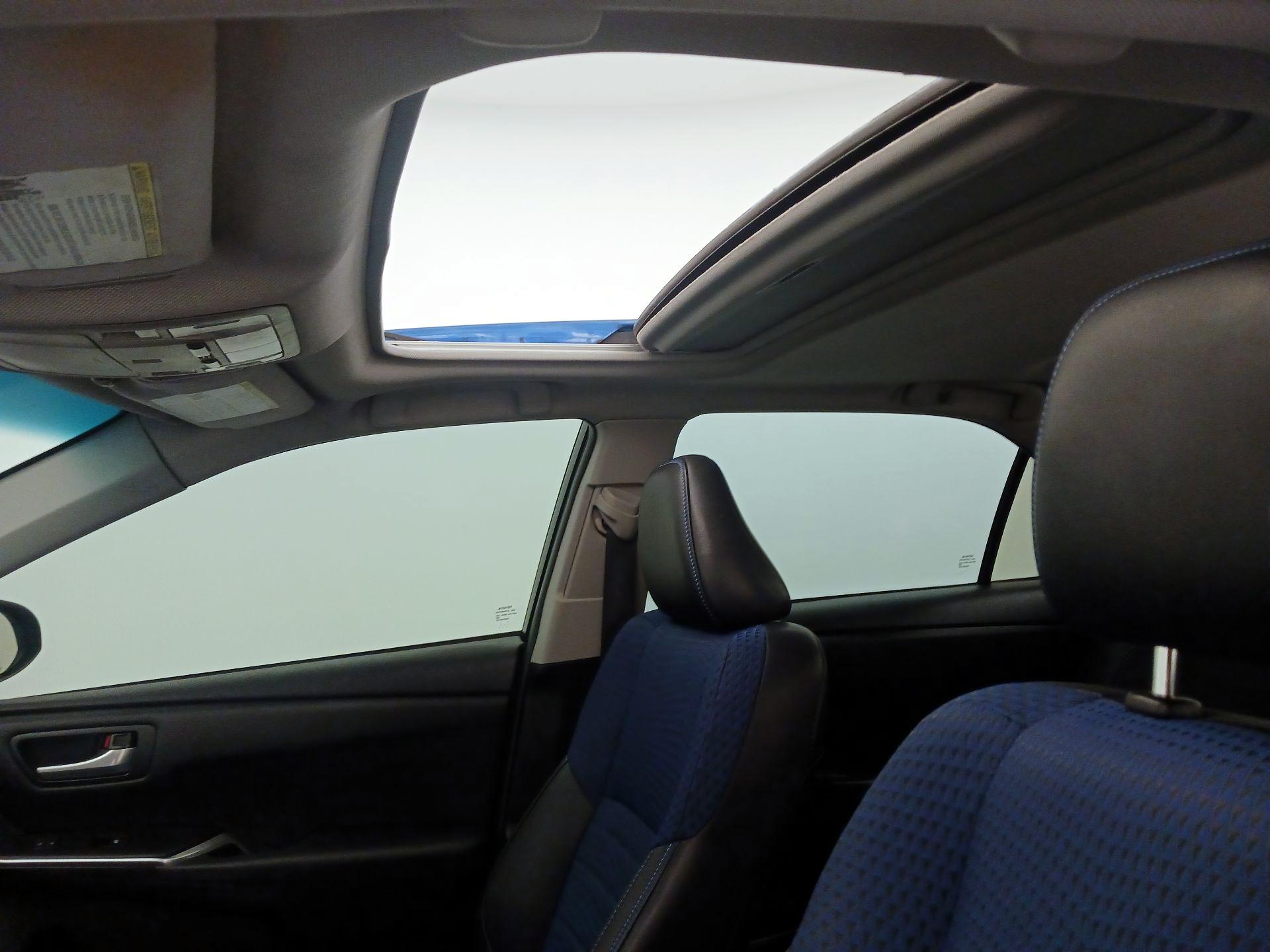 Thumbnail: 2016 Toyota Camry - 20