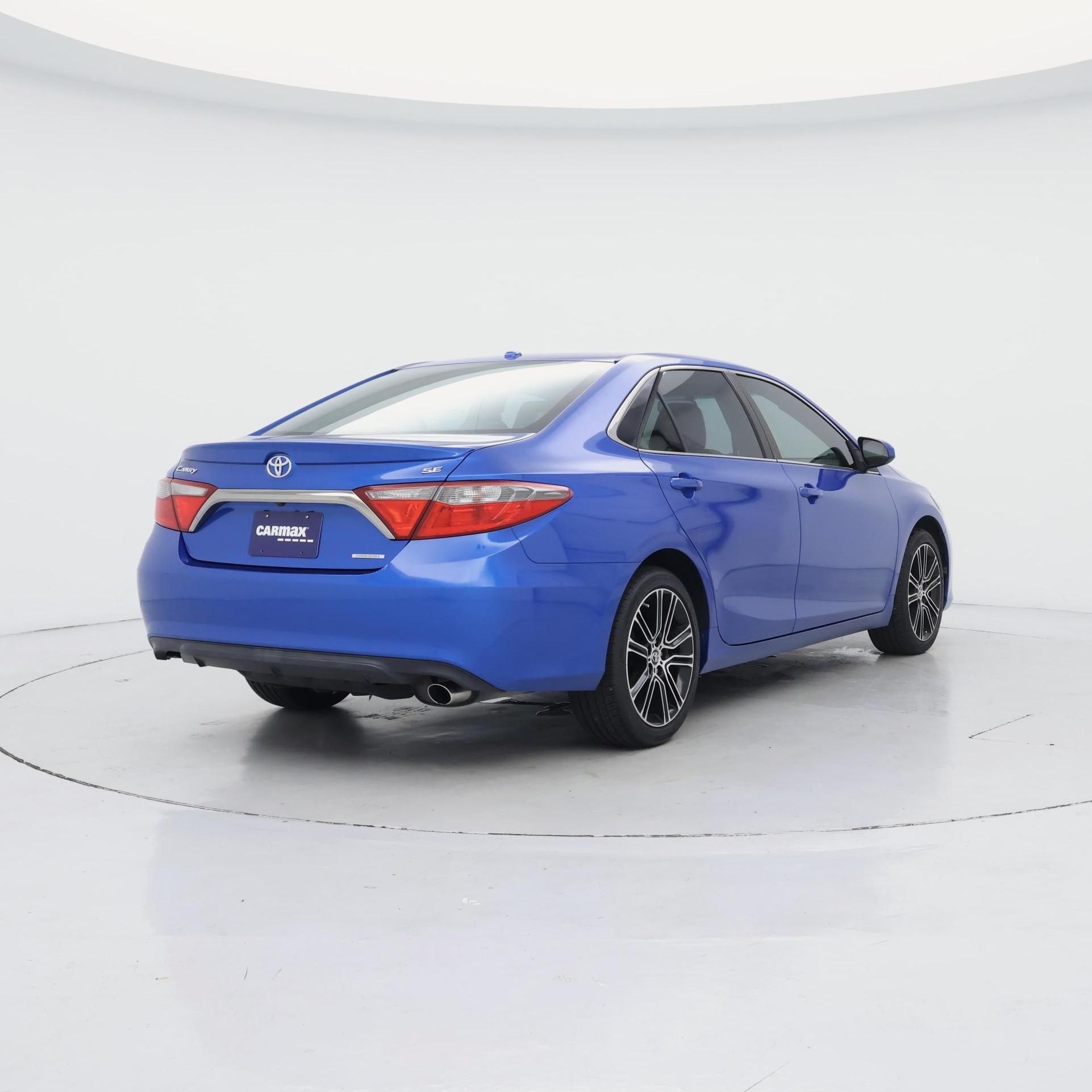Thumbnail: 2016 Toyota Camry - 8