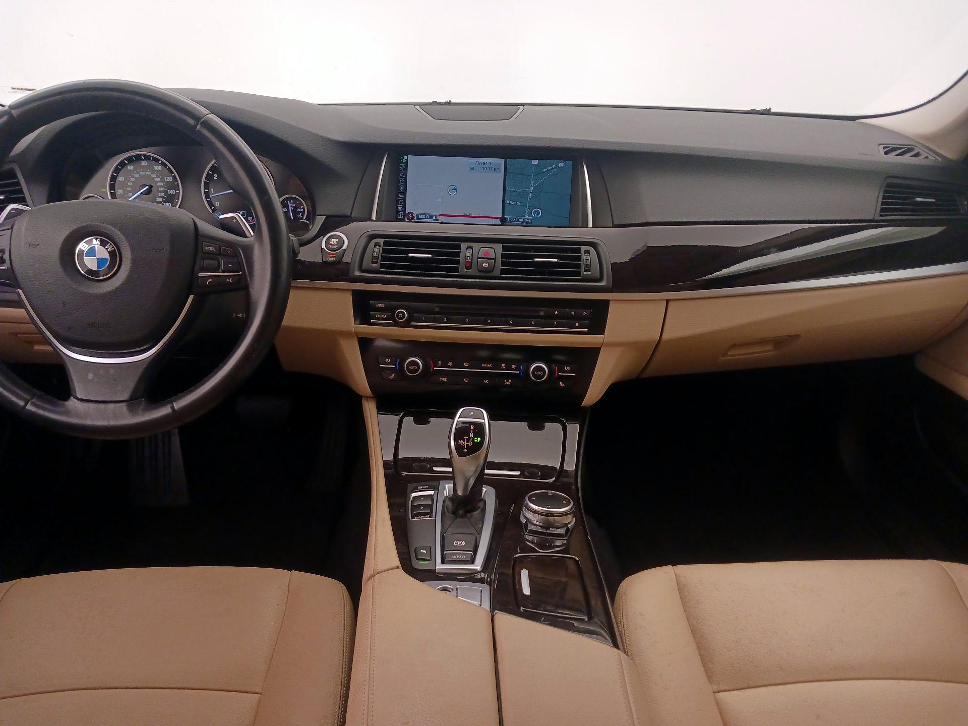Thumbnail: 2016 BMW 5 Series - 9