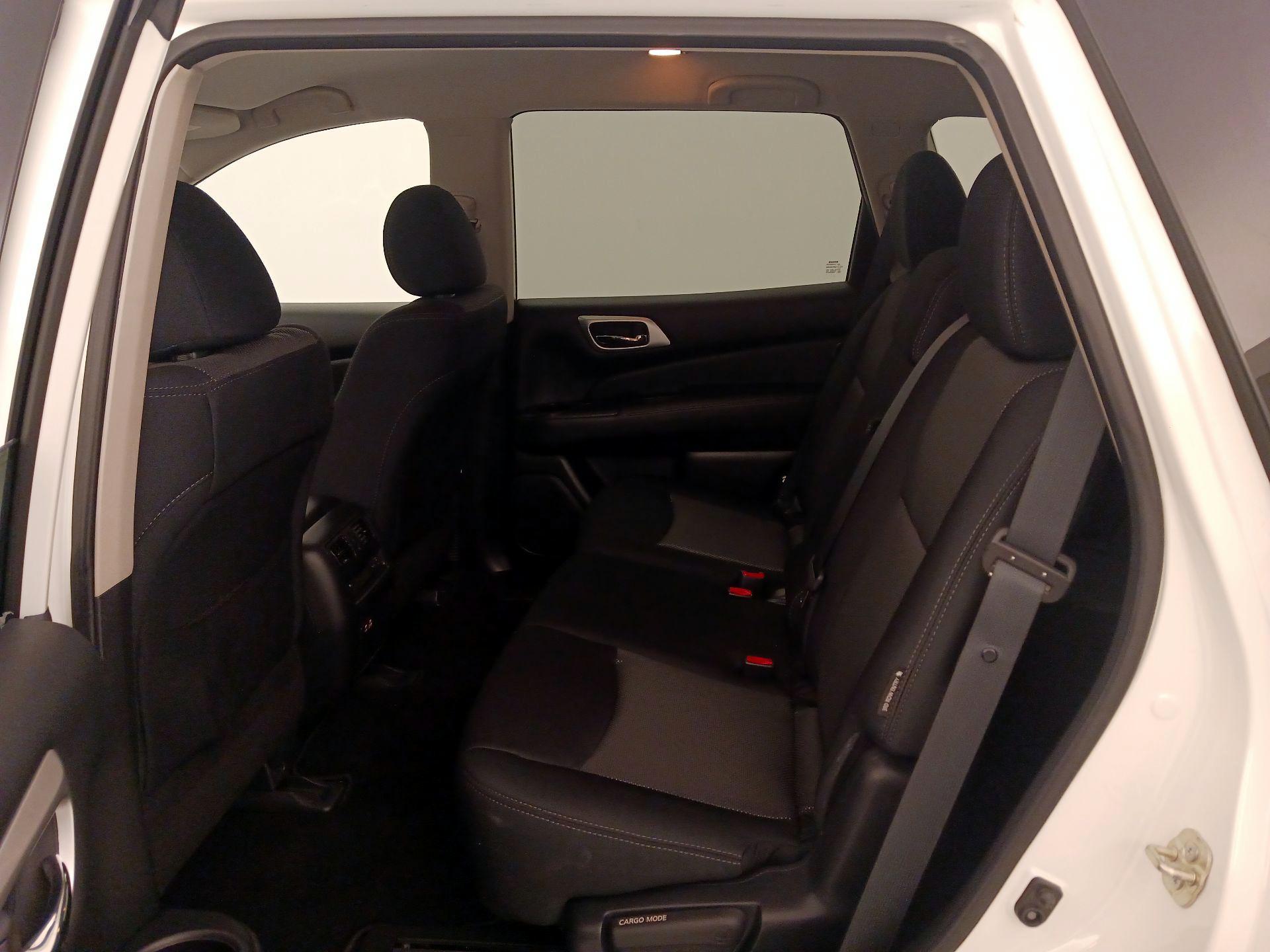 Thumbnail: 2020 Nissan Pathfinder - 19