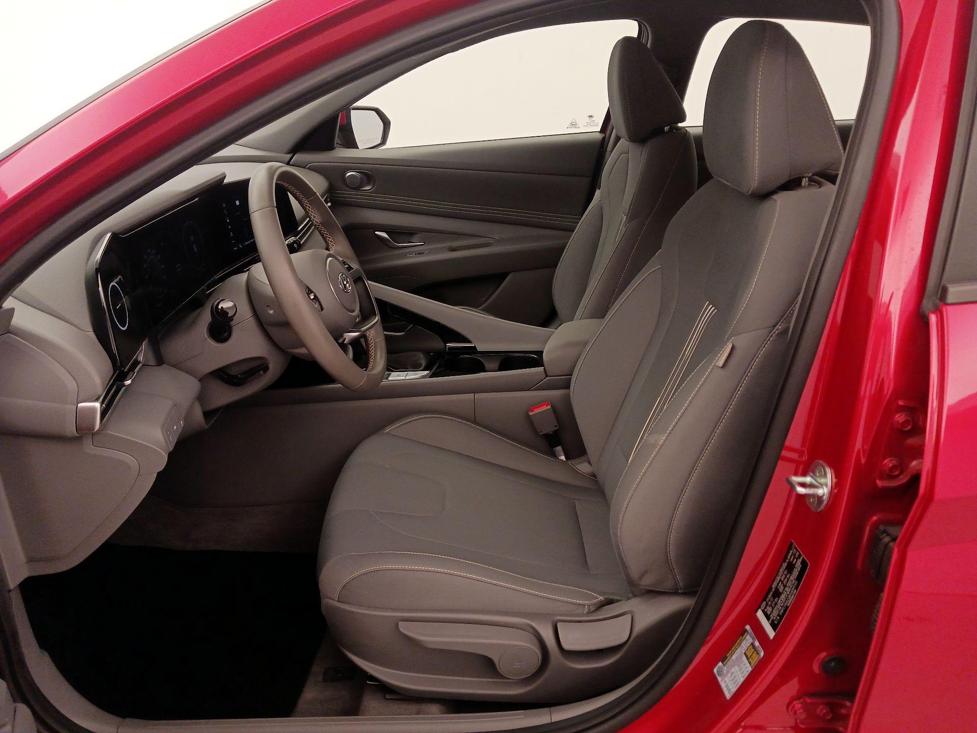 Thumbnail: 2023 Hyundai Elantra - 11