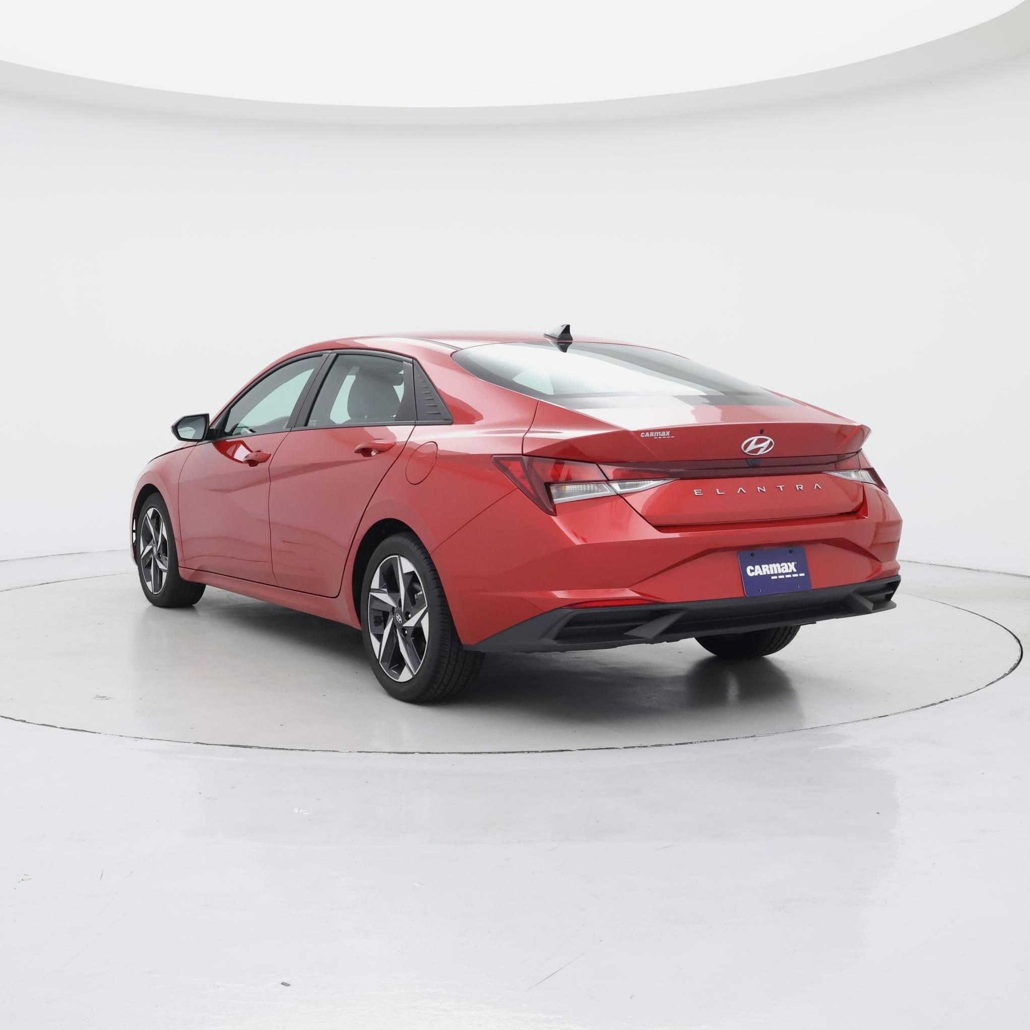 Thumbnail: 2023 Hyundai Elantra - 2