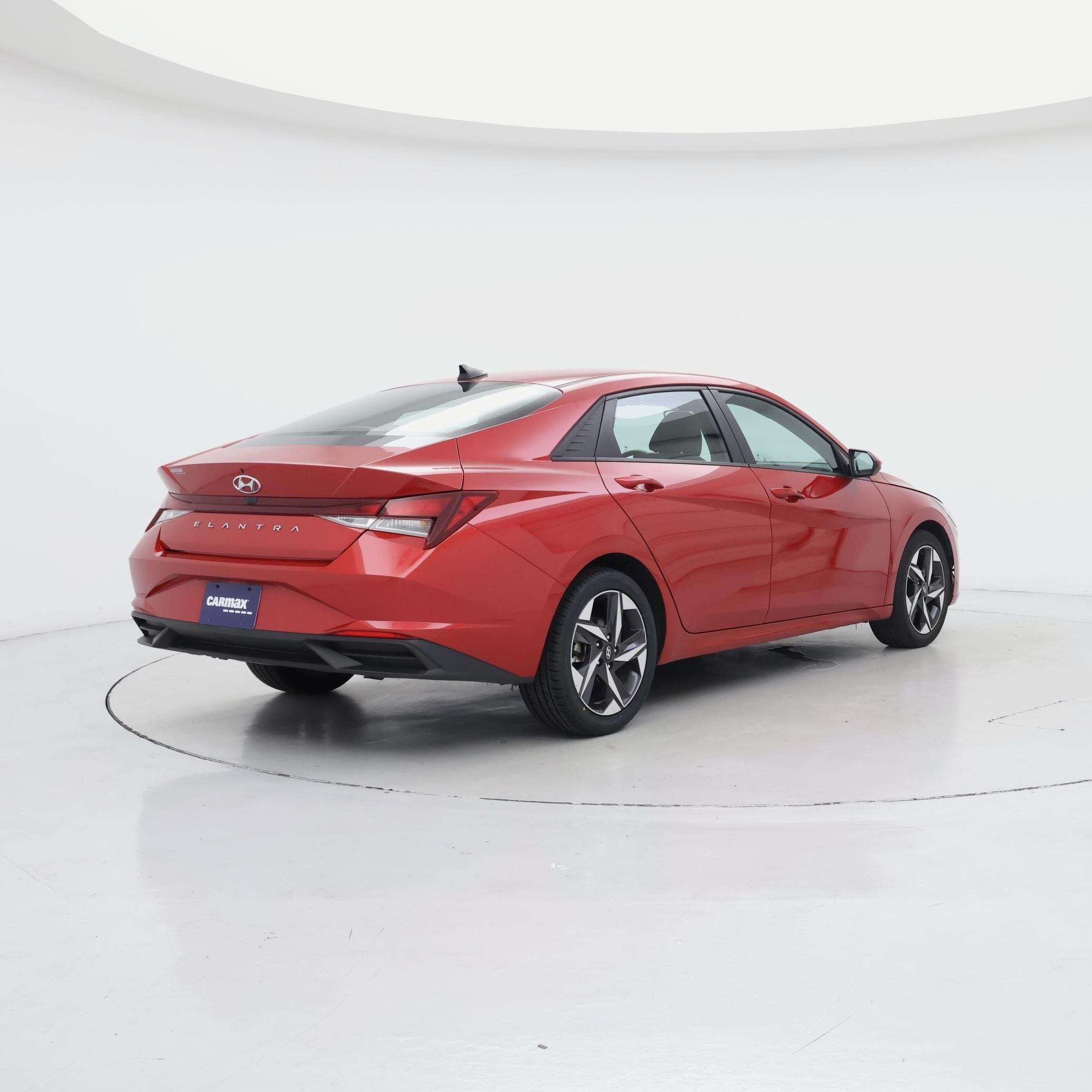 Thumbnail: 2023 Hyundai Elantra - 8