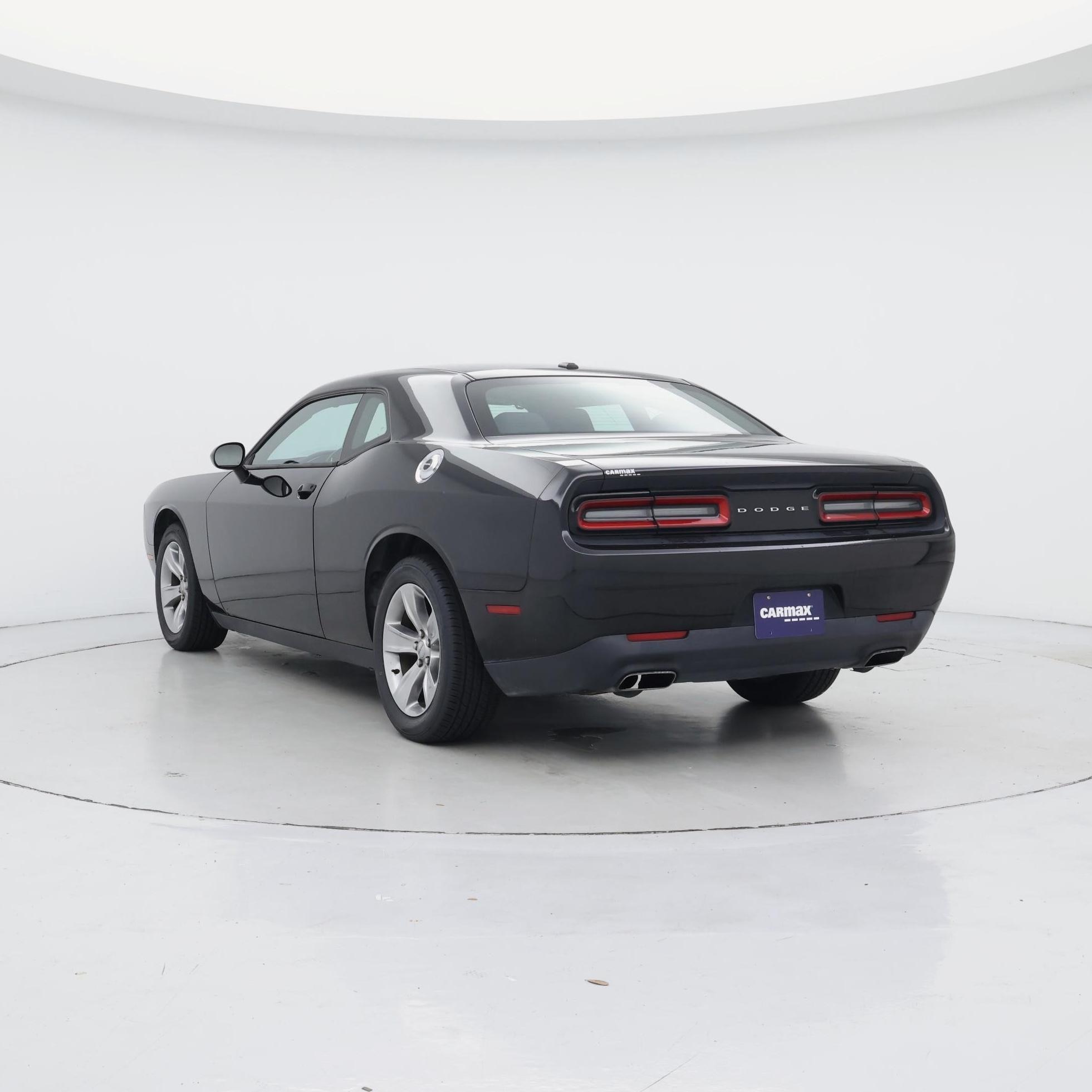 Thumbnail: 2015 Dodge Challenger - 2