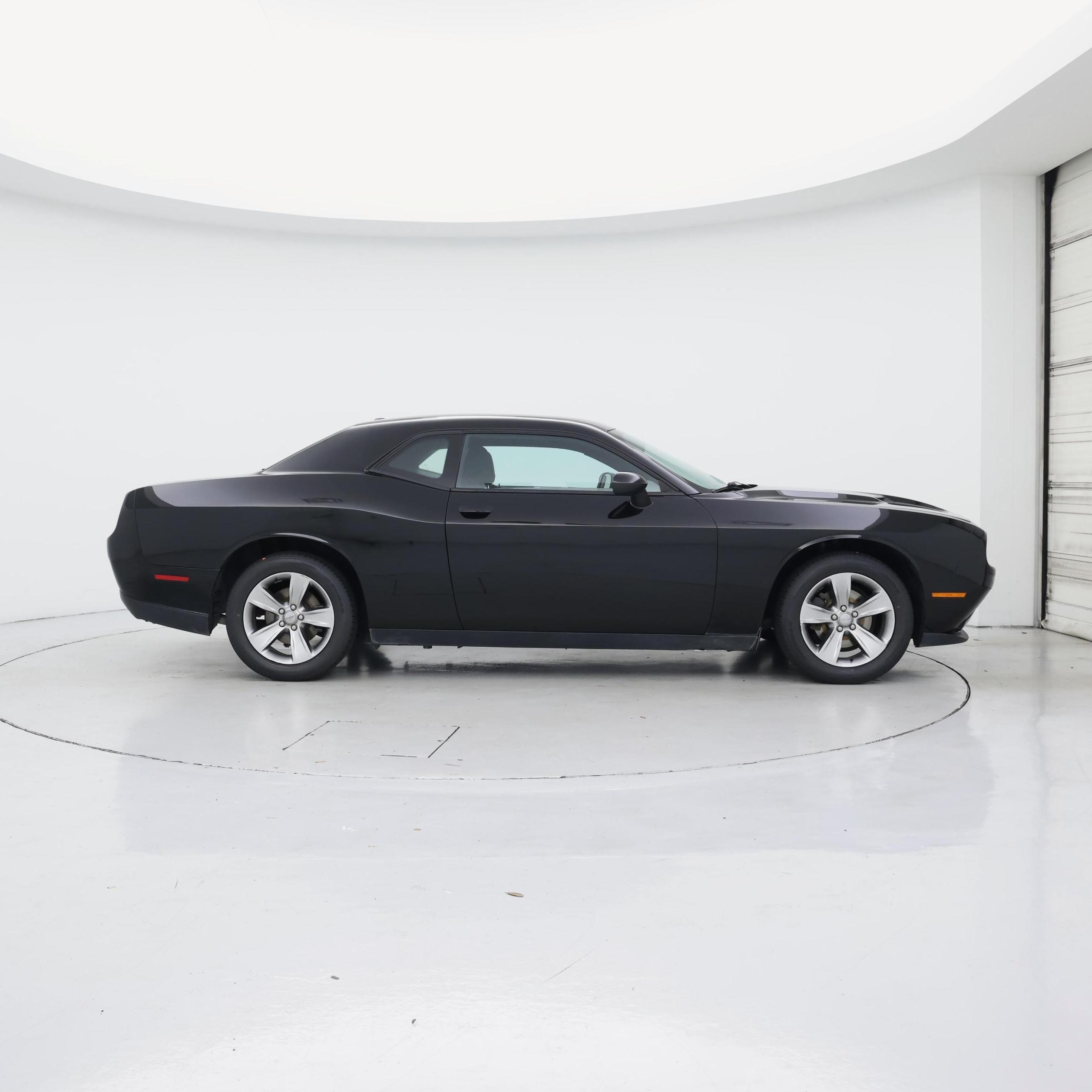 Thumbnail: 2015 Dodge Challenger - 7