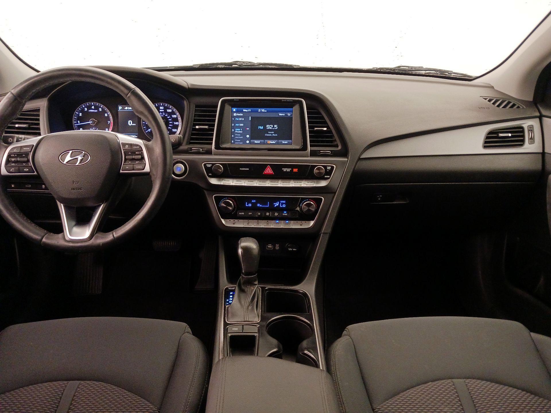 Thumbnail: 2019 Hyundai Sonata - 9