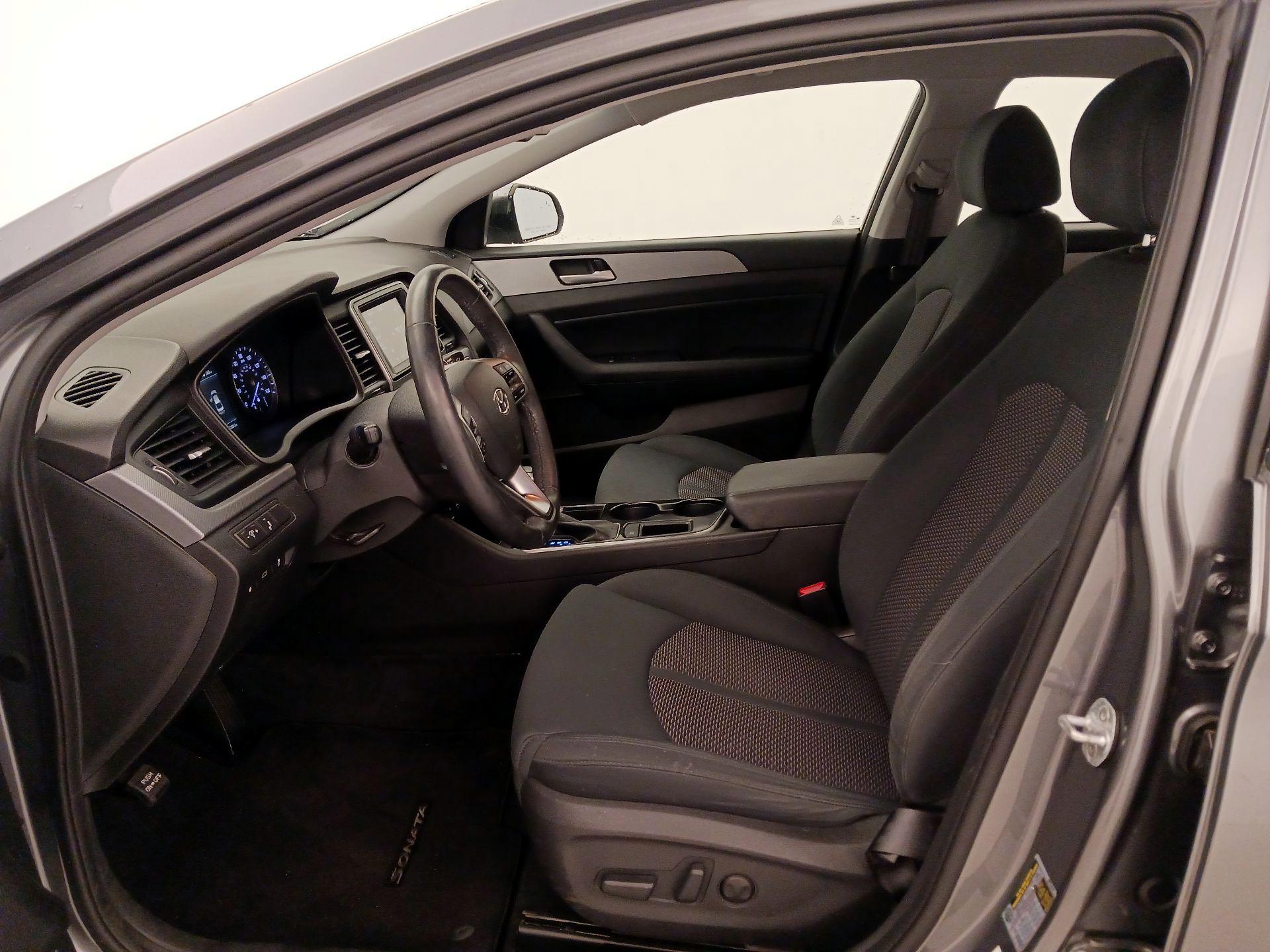 Thumbnail: 2019 Hyundai Sonata - 11