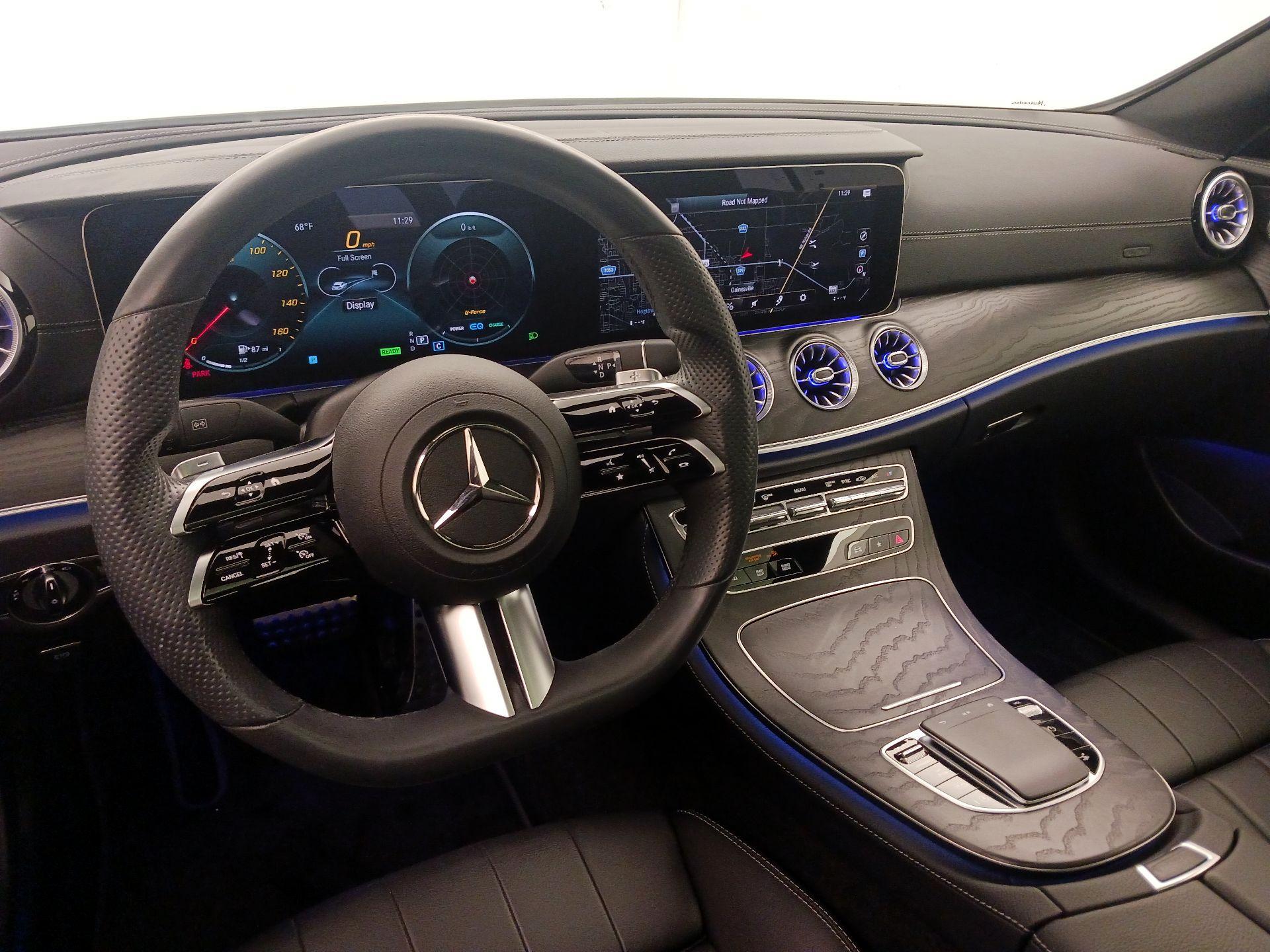 Thumbnail: 2022 Mercedes-Benz E-Class - 9