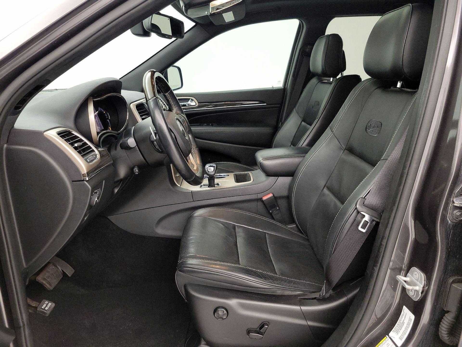 Thumbnail: 2014 Jeep Grand Cherokee - 11