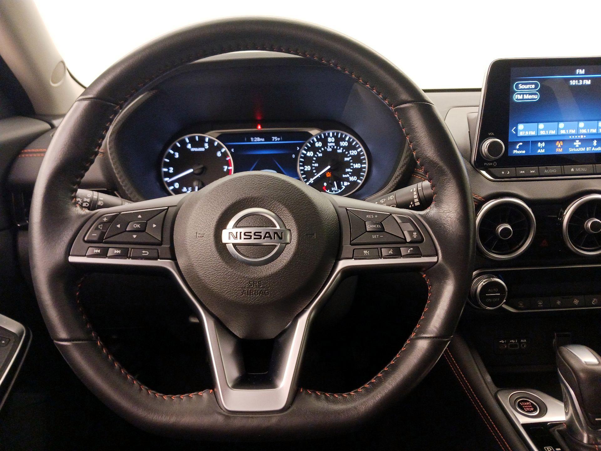 Thumbnail: 2021 Nissan Sentra - 10