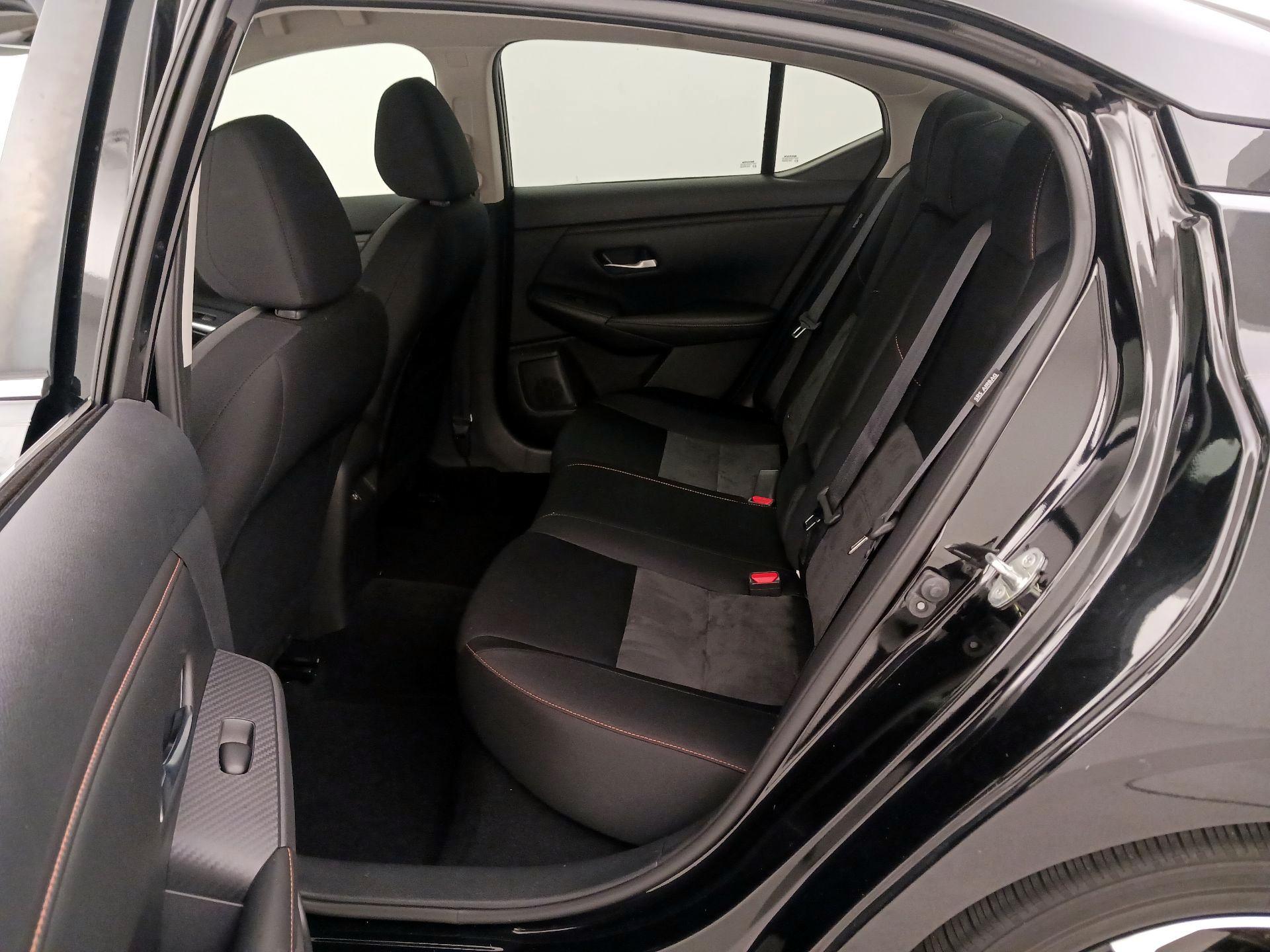 Thumbnail: 2021 Nissan Sentra - 19