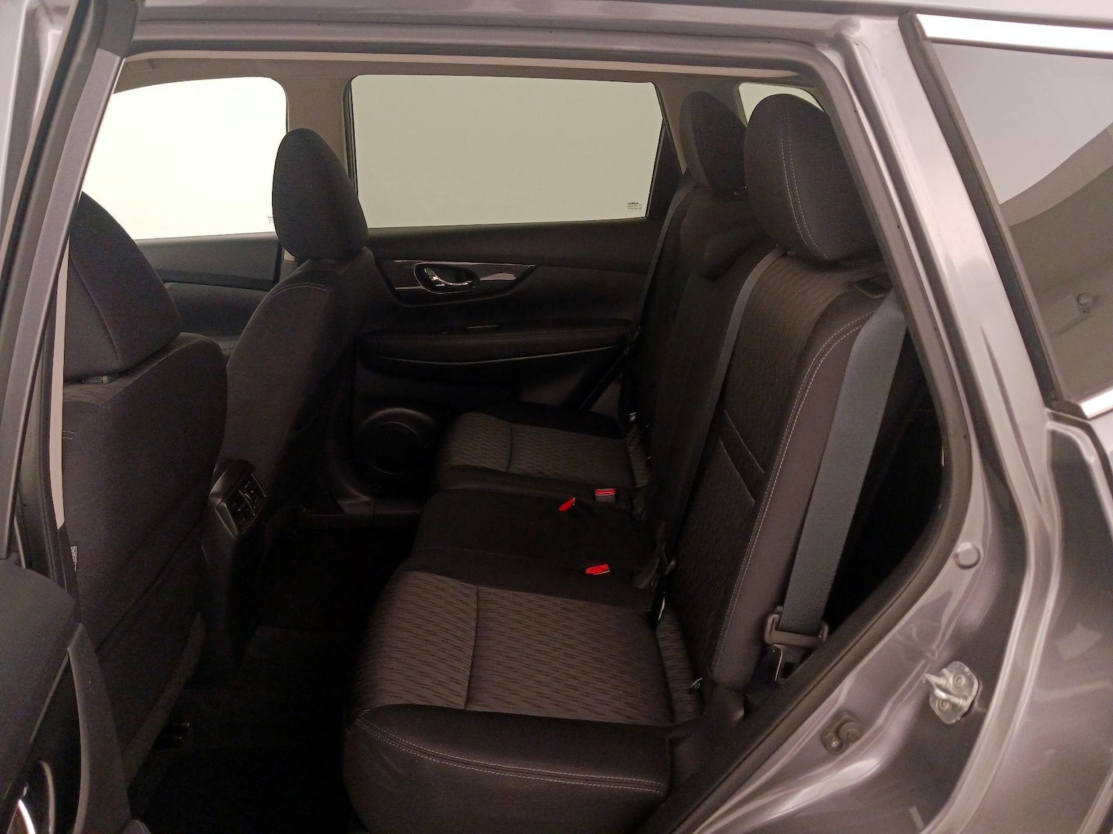 2018 Nissan Rogue SV - Photo 20