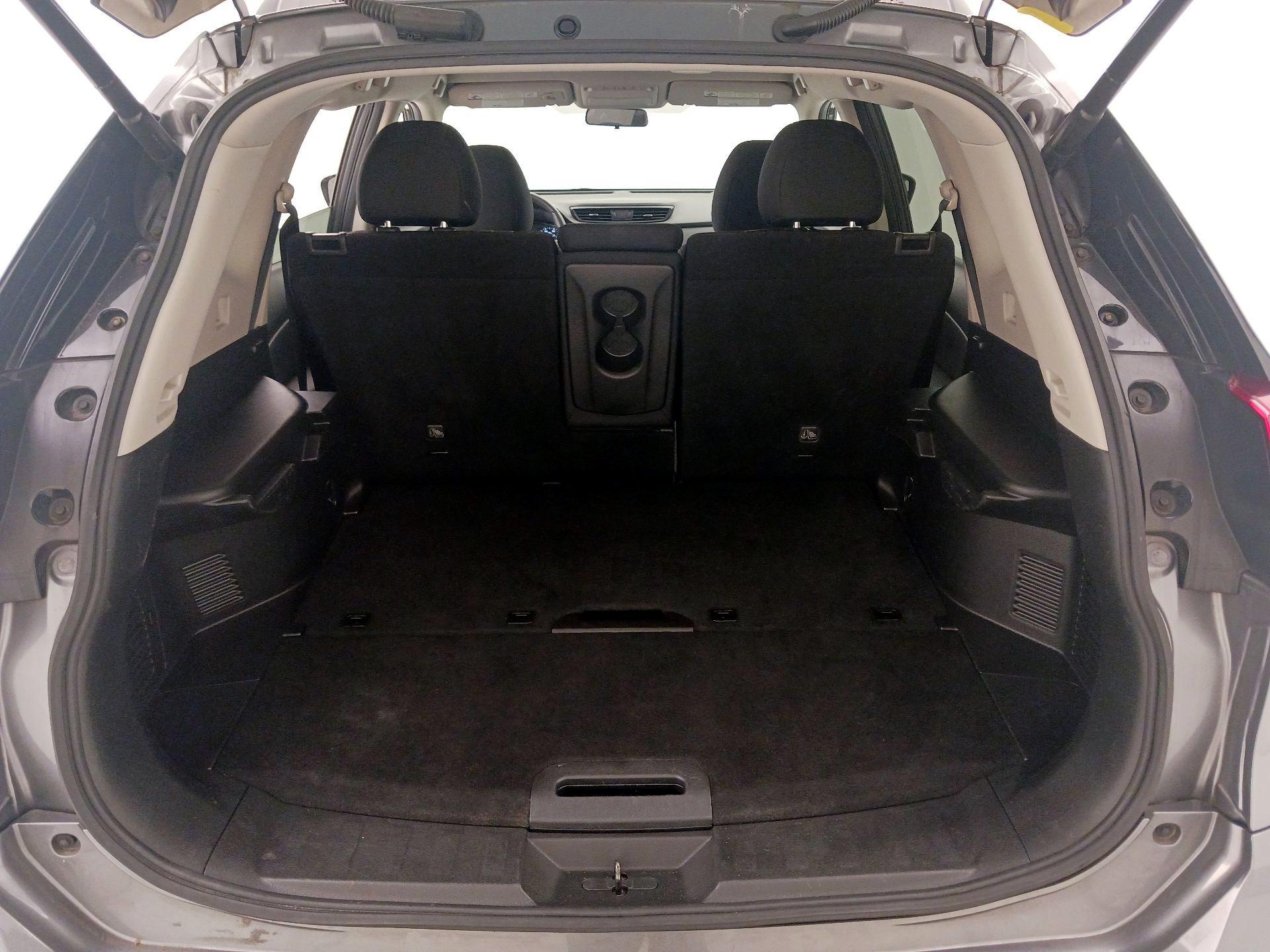Thumbnail: 2018 Nissan Rogue - 20