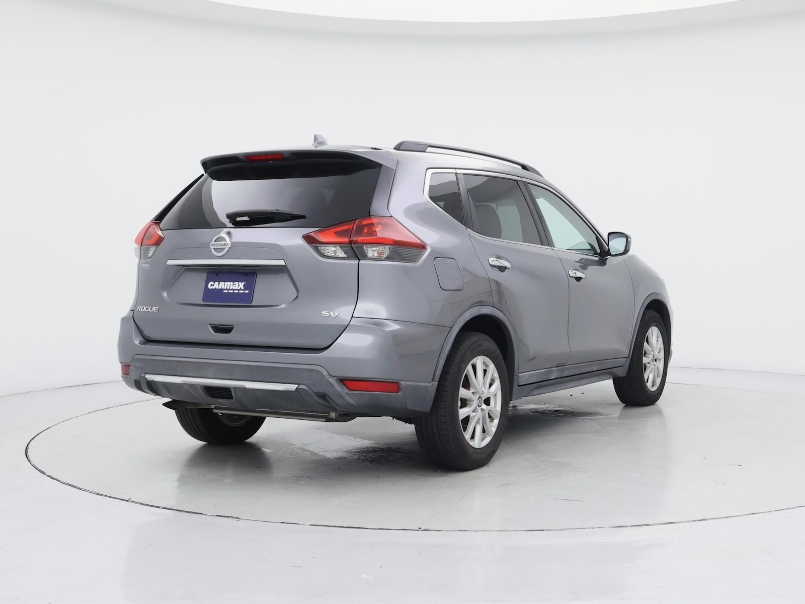 2018 Nissan Rogue SV - Photo 9