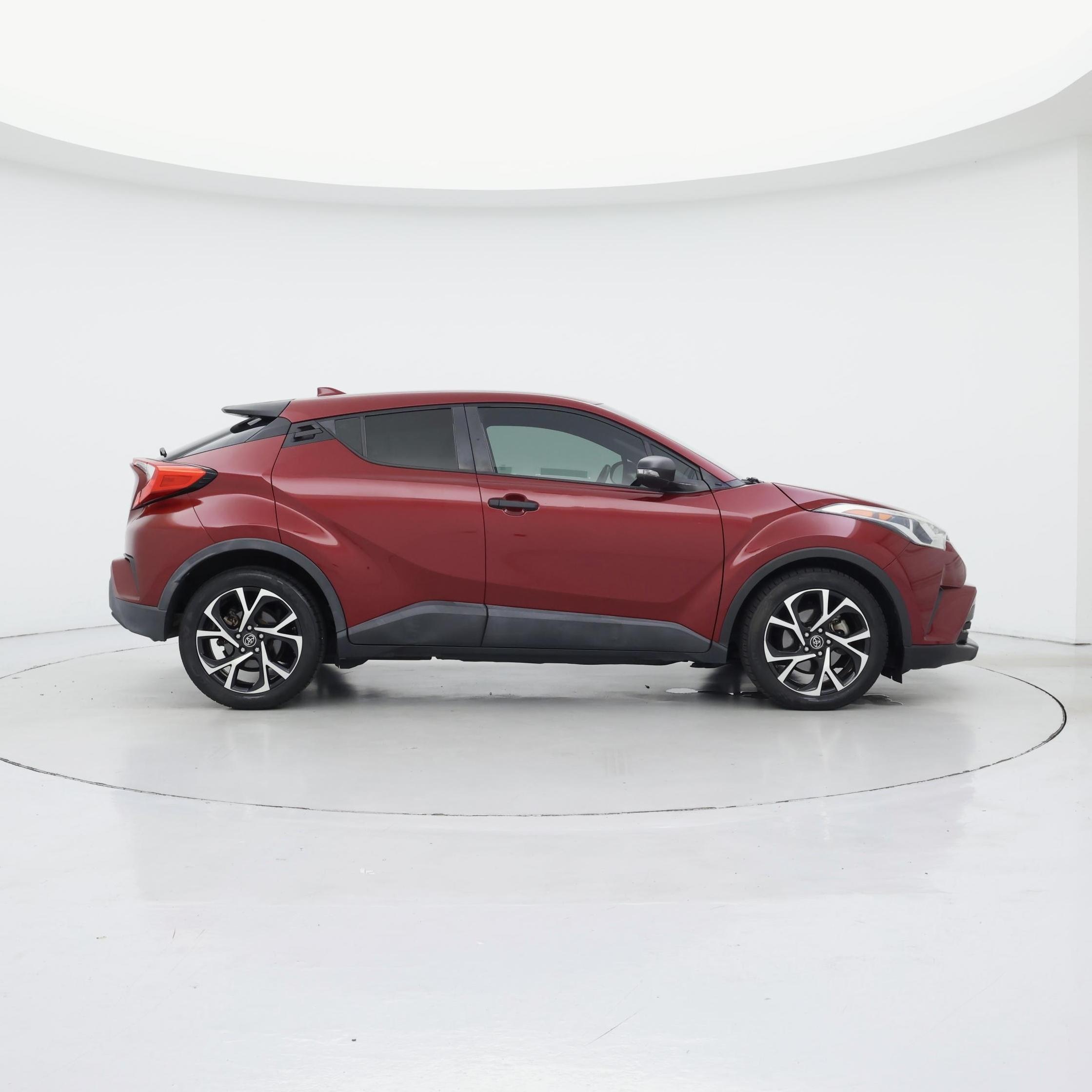 Thumbnail: 2018 Toyota C-HR - 7