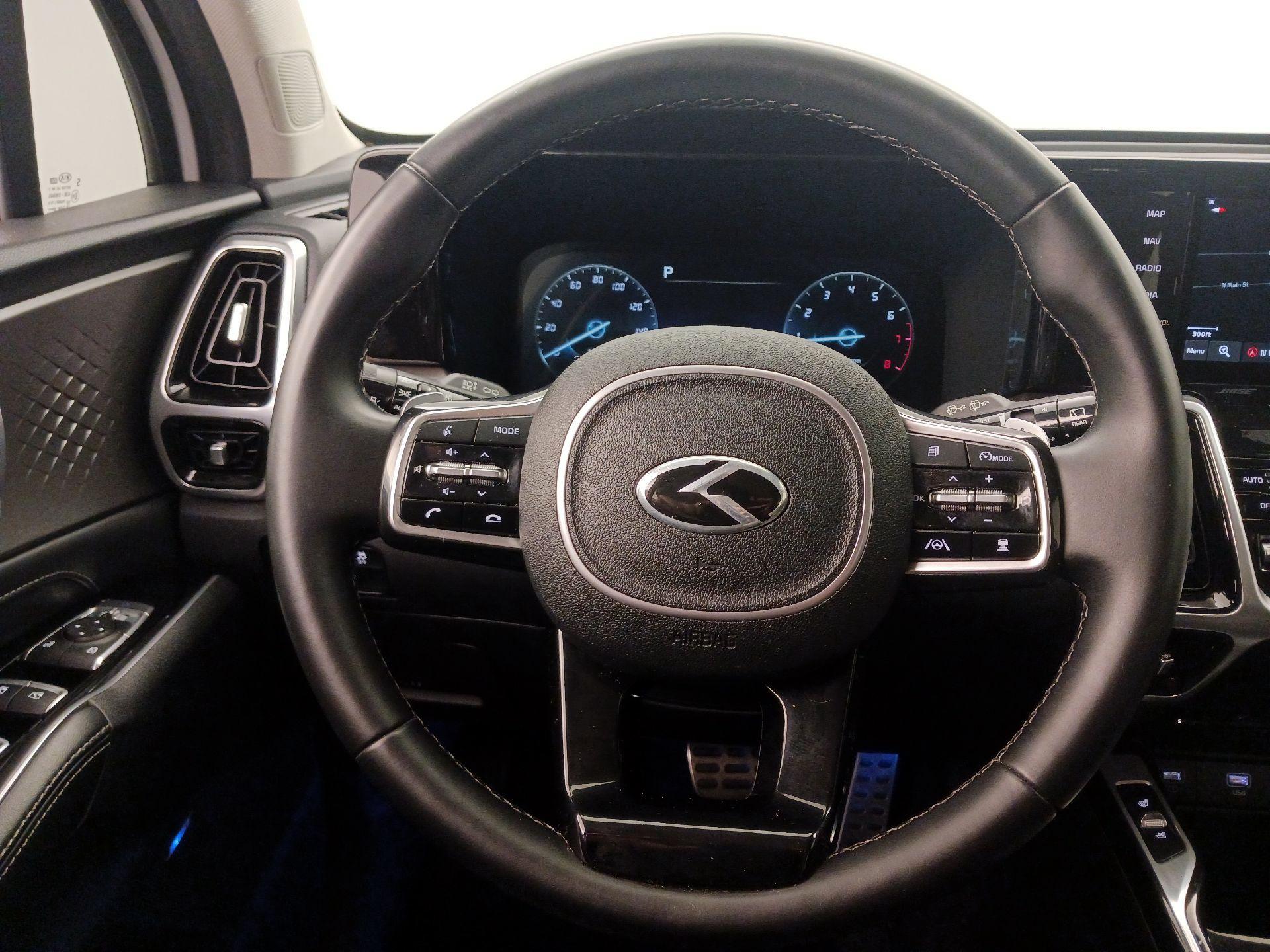 Thumbnail: 2021 Kia Sorento - 10
