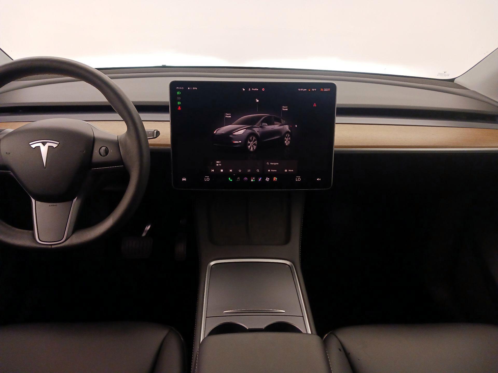 Thumbnail: 2022 Tesla Model Y - 9