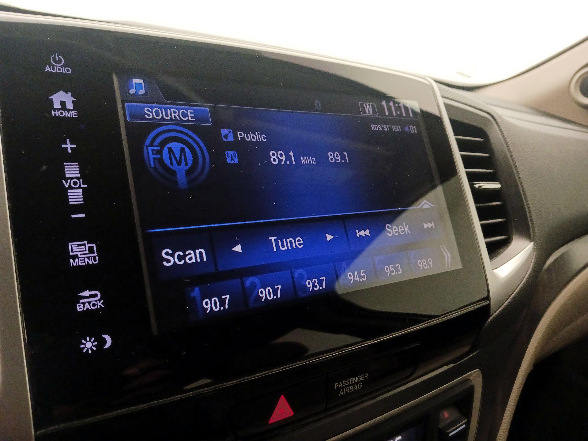 Thumbnail: 2018 Honda Pilot - 15