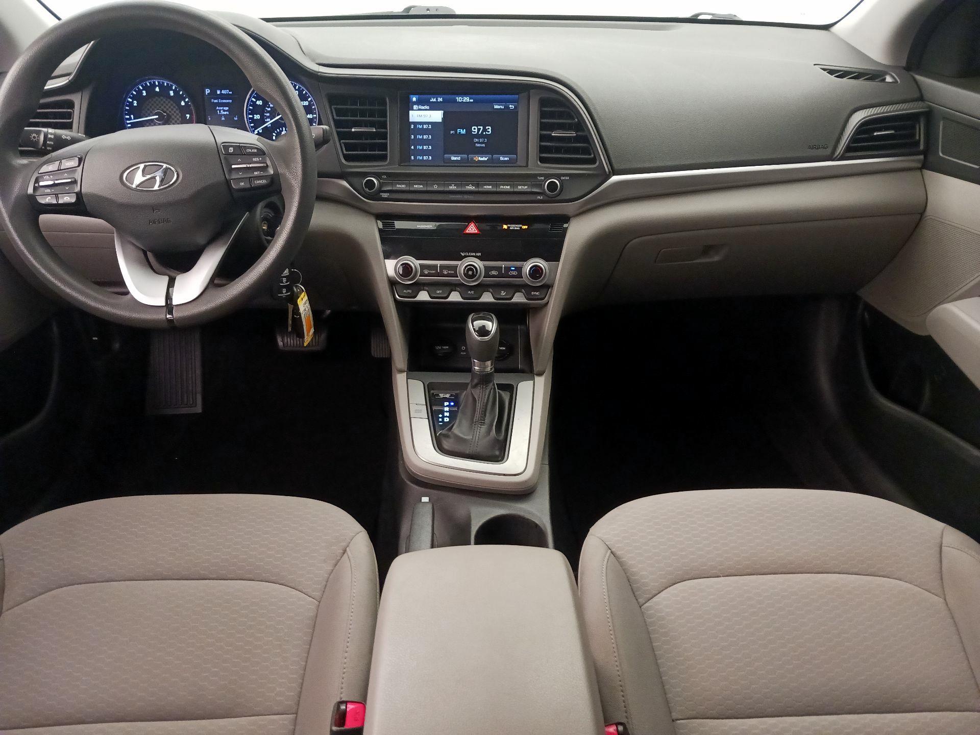 Thumbnail: 2020 Hyundai Elantra - 9