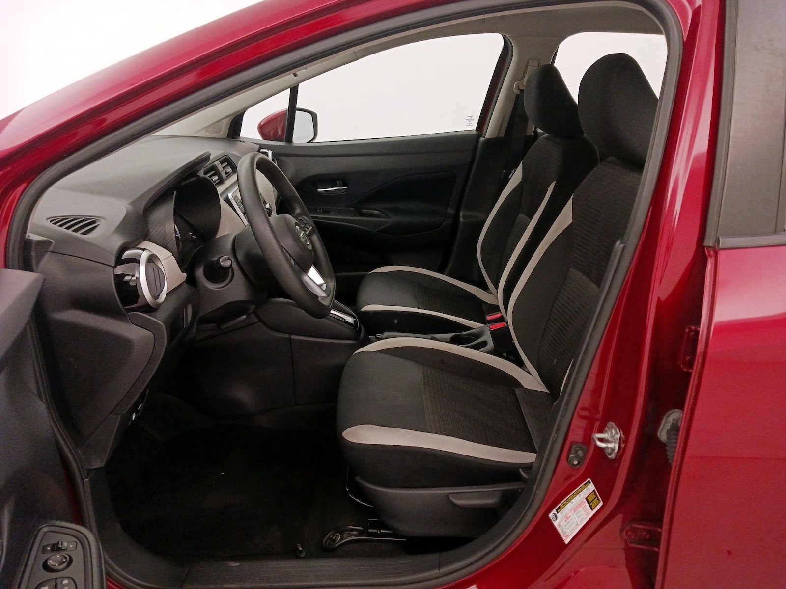 2021 Nissan Versa Sedan SV - Photo 12