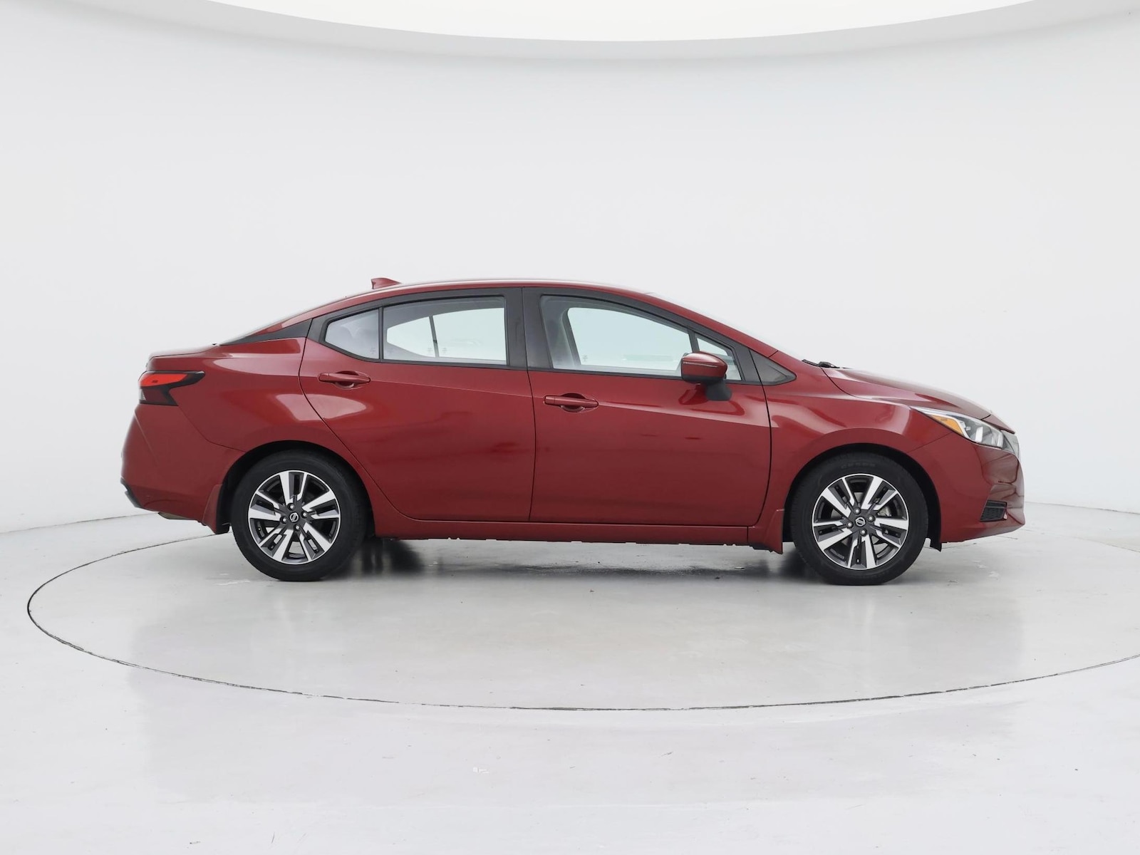 2021 Nissan Versa Sedan SV - Photo 8