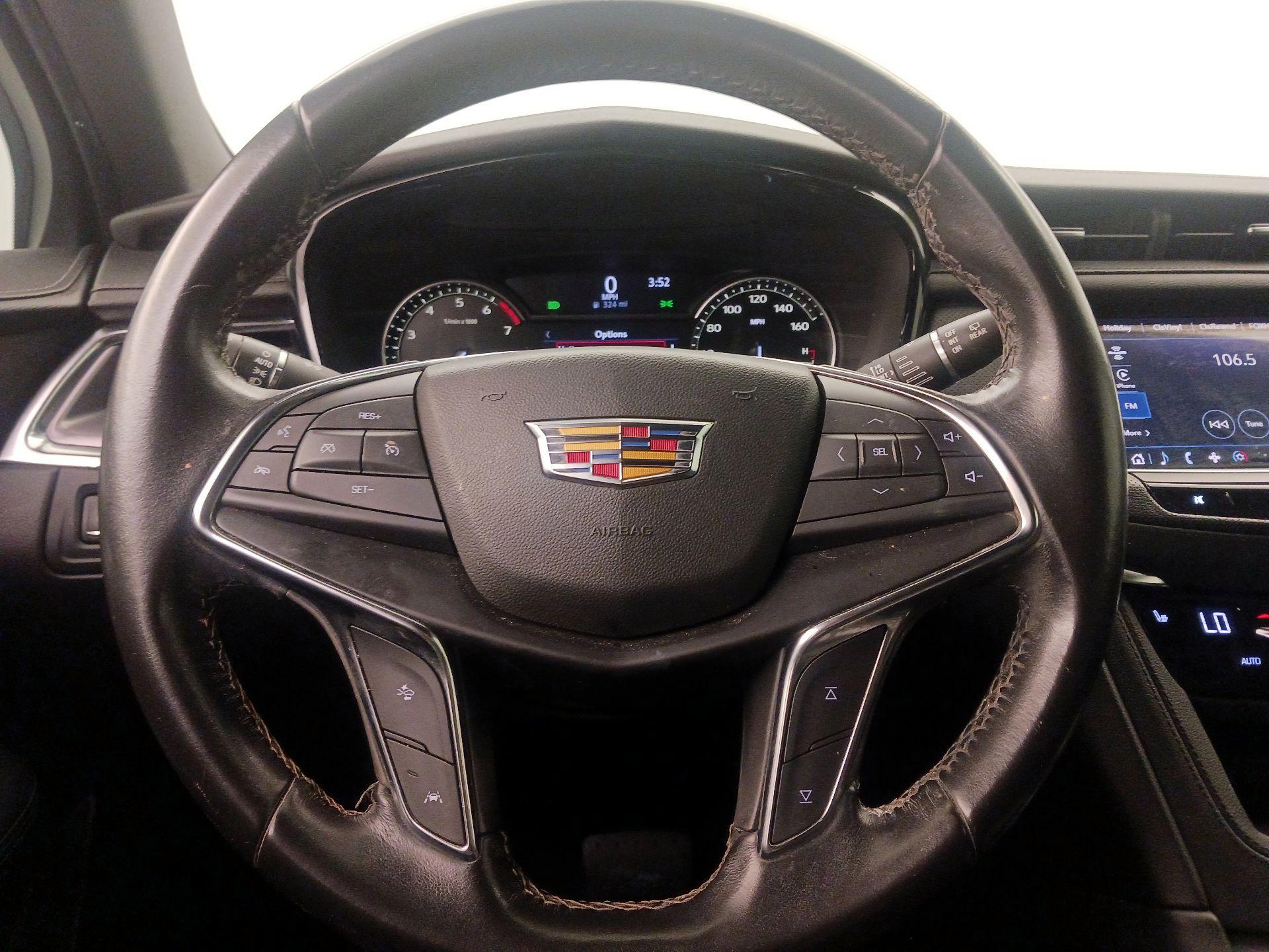 Thumbnail: 2021 Cadillac XT5 - 10