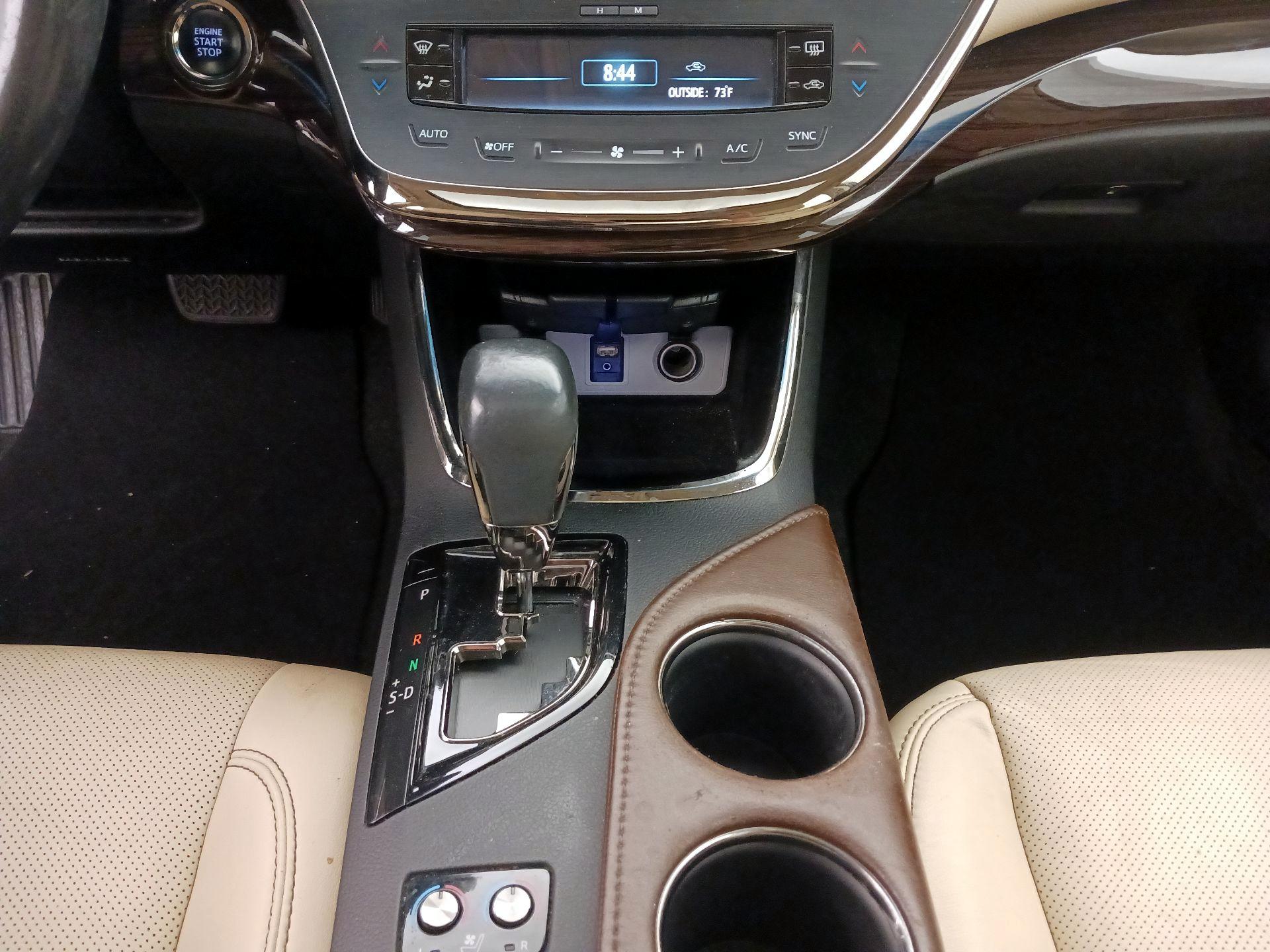 Thumbnail: 2015 Toyota Avalon - 17