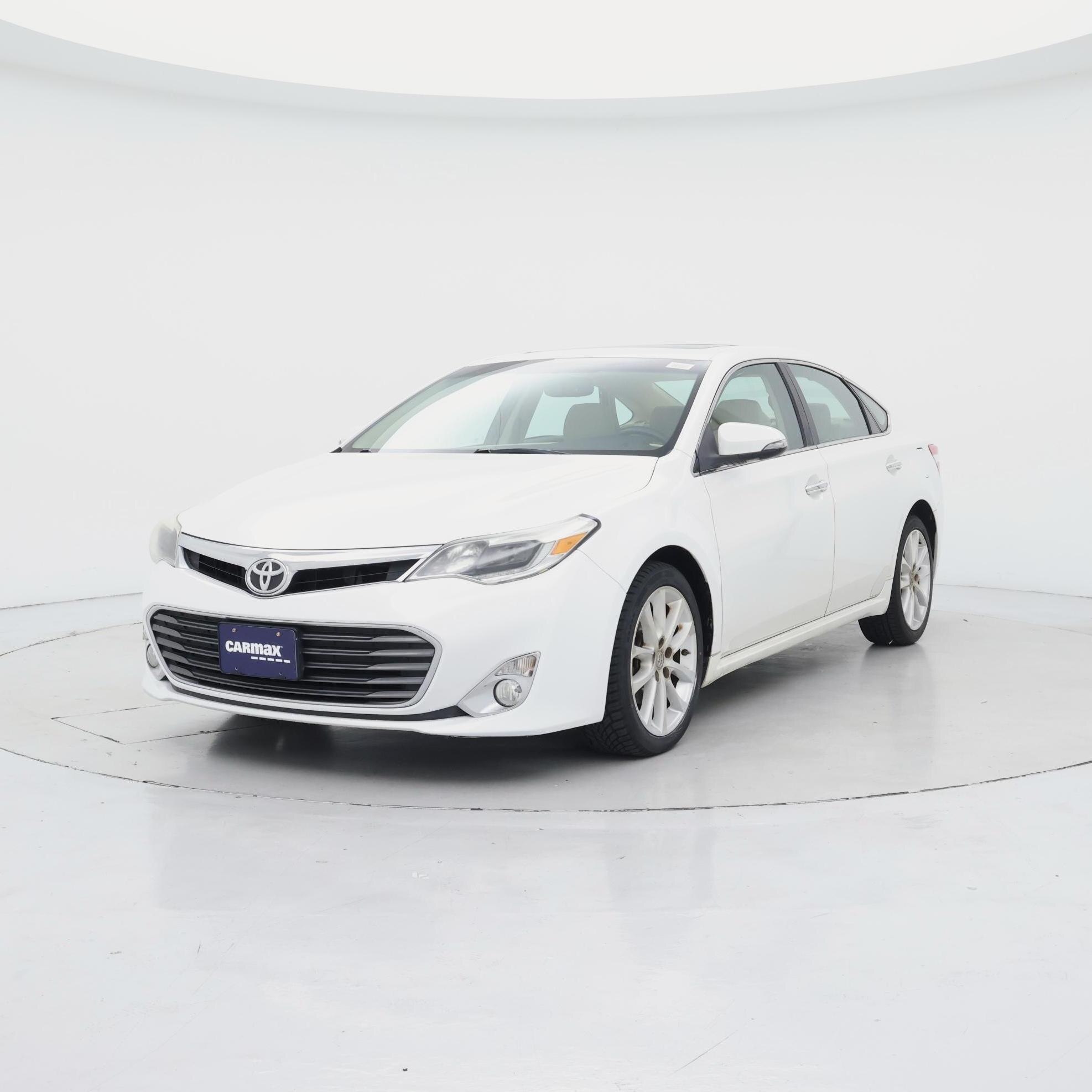 Thumbnail: 2015 Toyota Avalon - 4