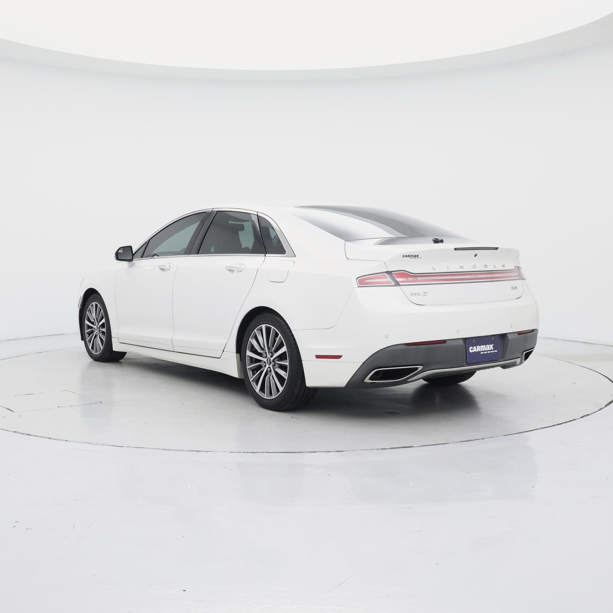 Thumbnail: 2017 Lincoln MKZ - 2