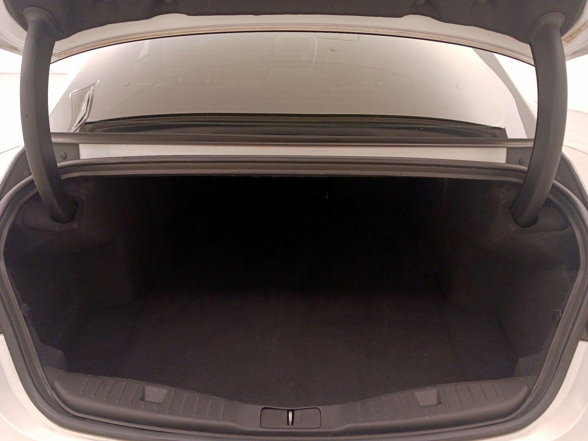 Thumbnail: 2017 Lincoln MKZ - 20