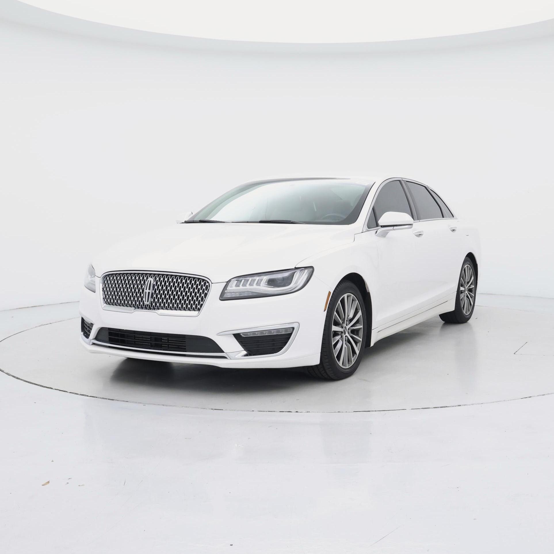Thumbnail: 2017 Lincoln MKZ - 4