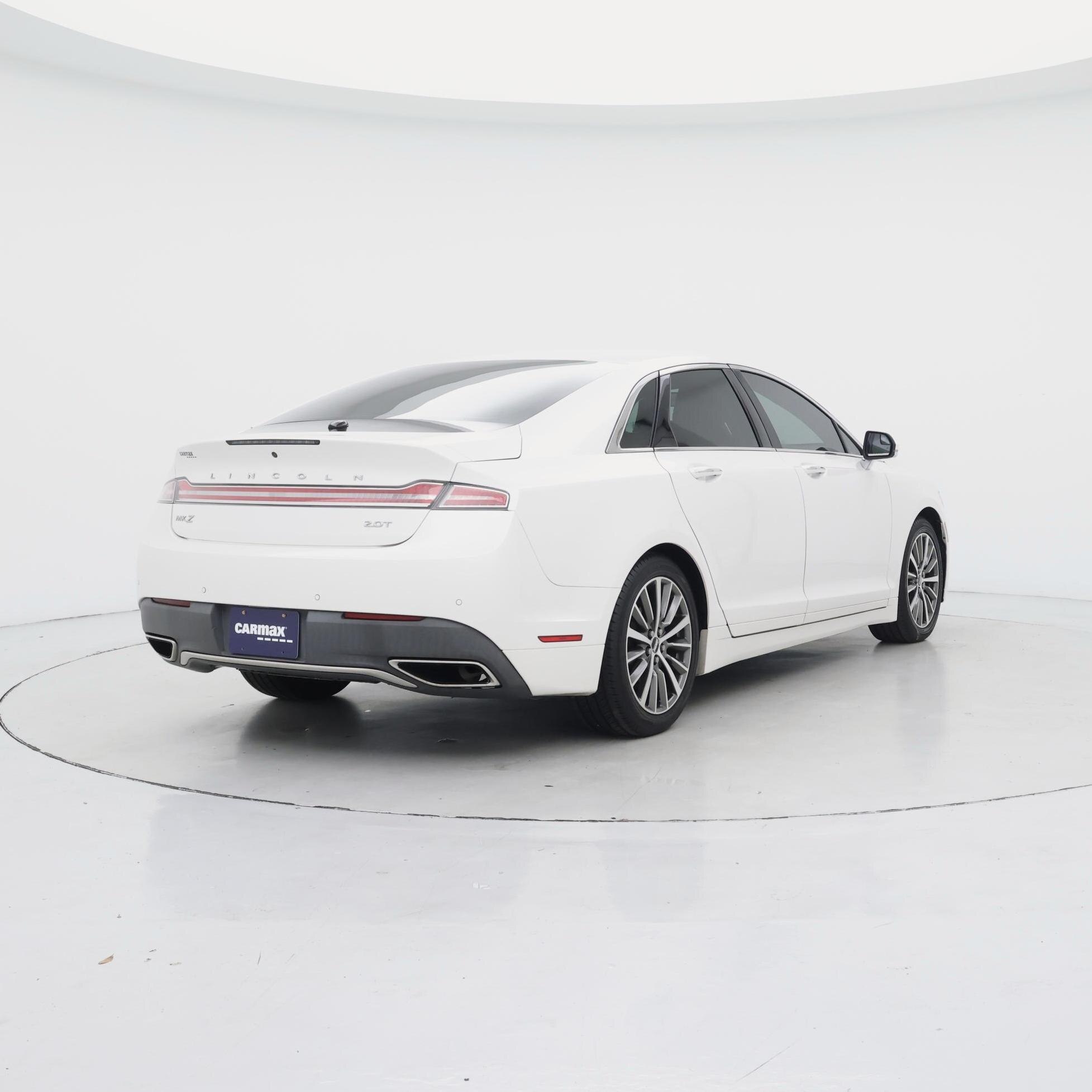 Thumbnail: 2017 Lincoln MKZ - 8
