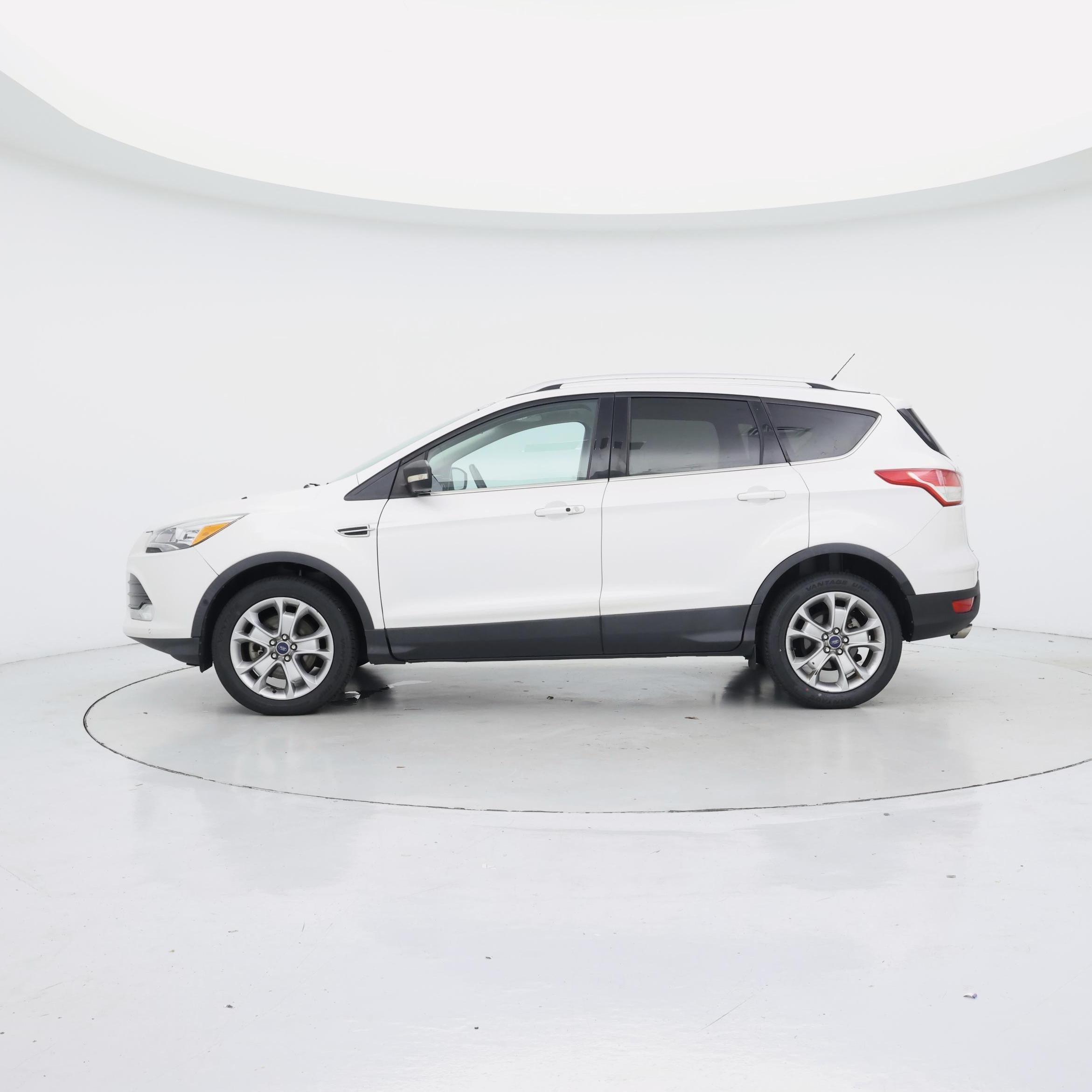 Thumbnail: 2015 Ford Escape - 3
