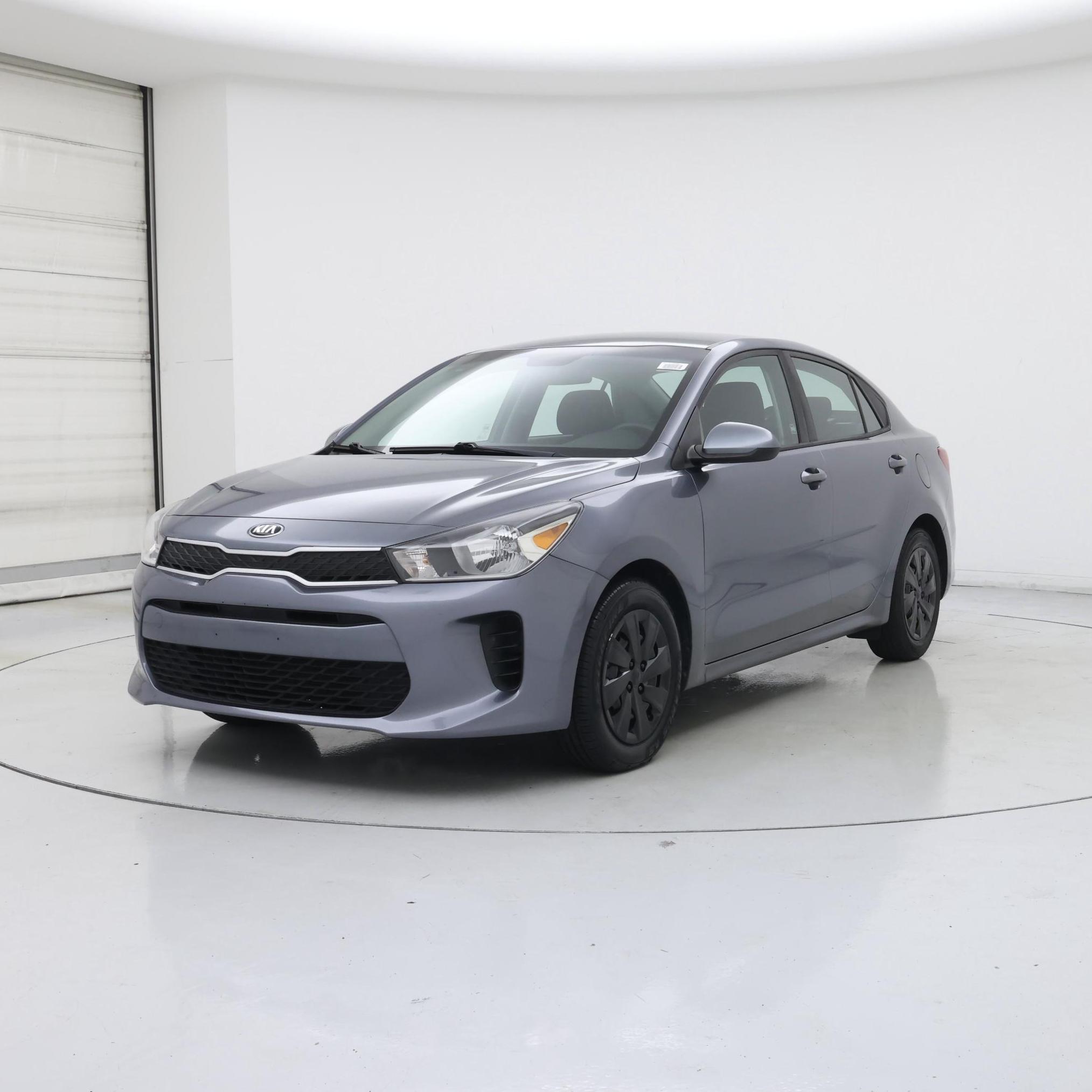 Thumbnail: 2020 Kia Rio - 4