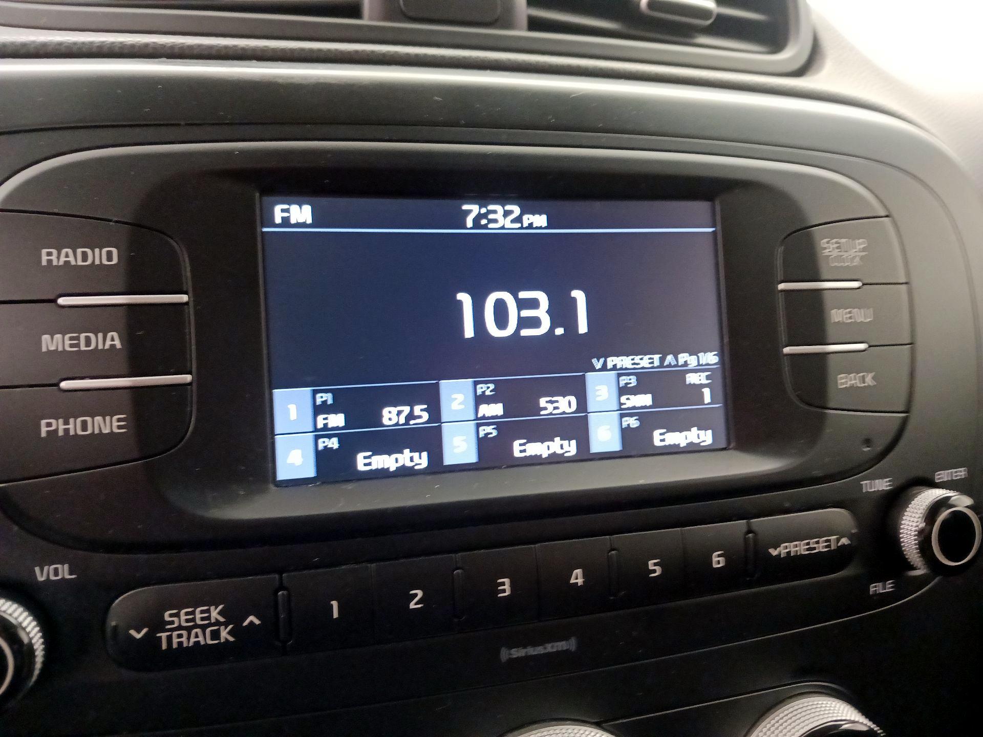 Thumbnail: 2017 Kia Soul - 14