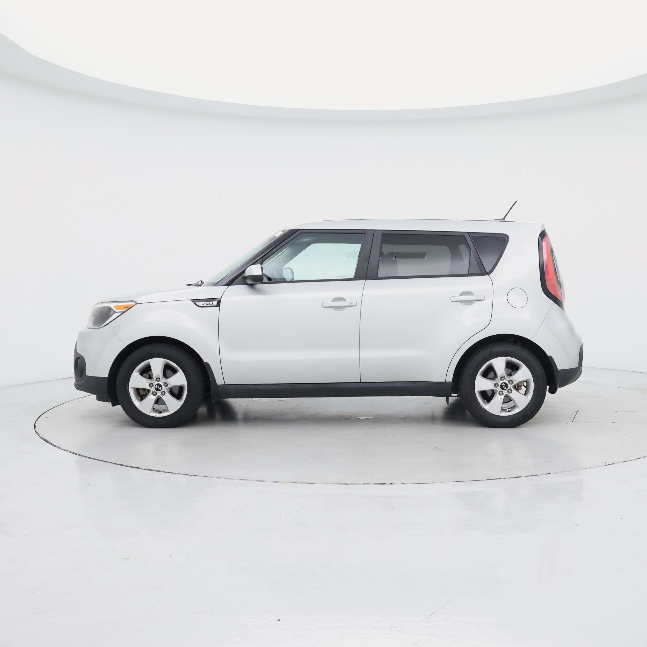 Thumbnail: 2017 Kia Soul - 3