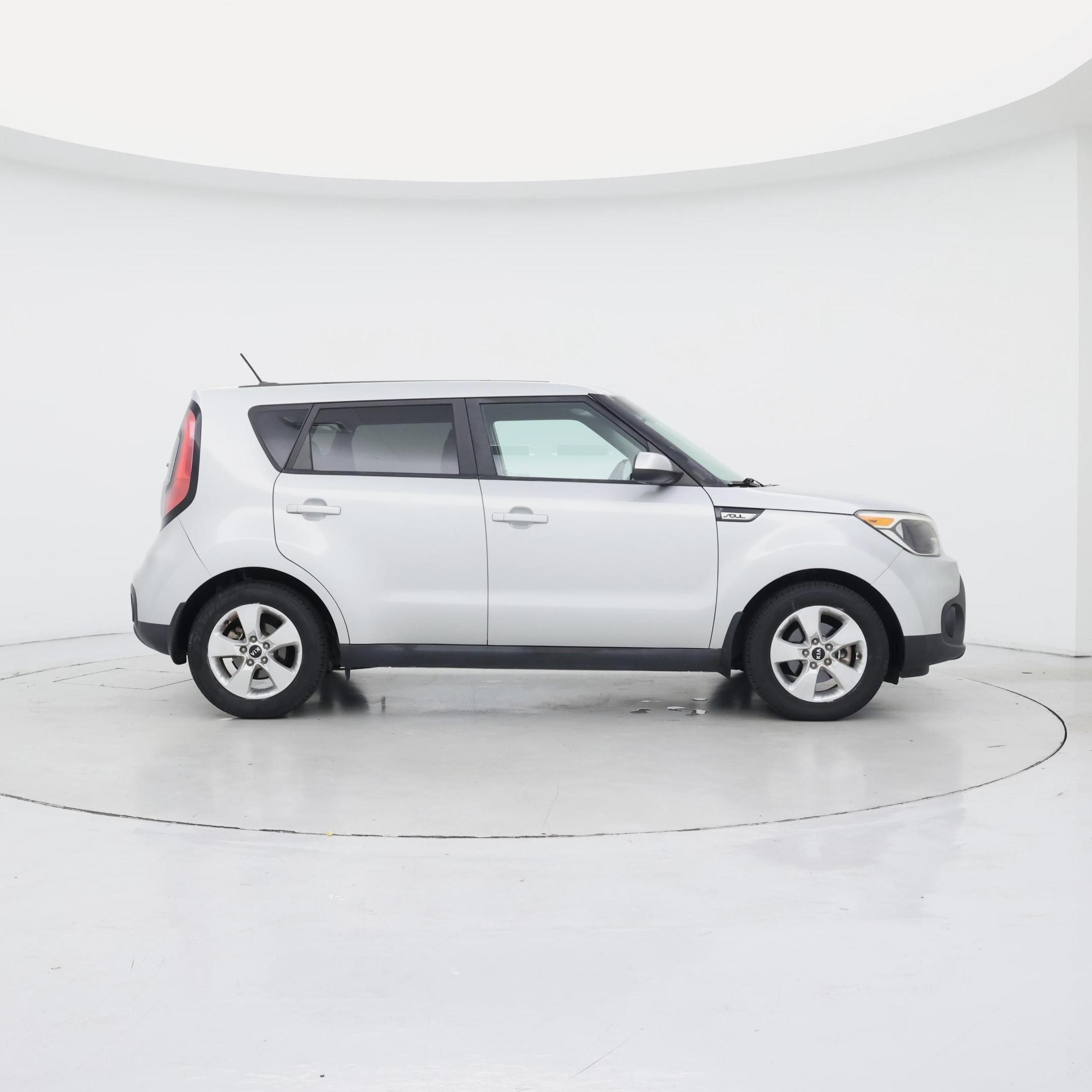 Thumbnail: 2017 Kia Soul - 7